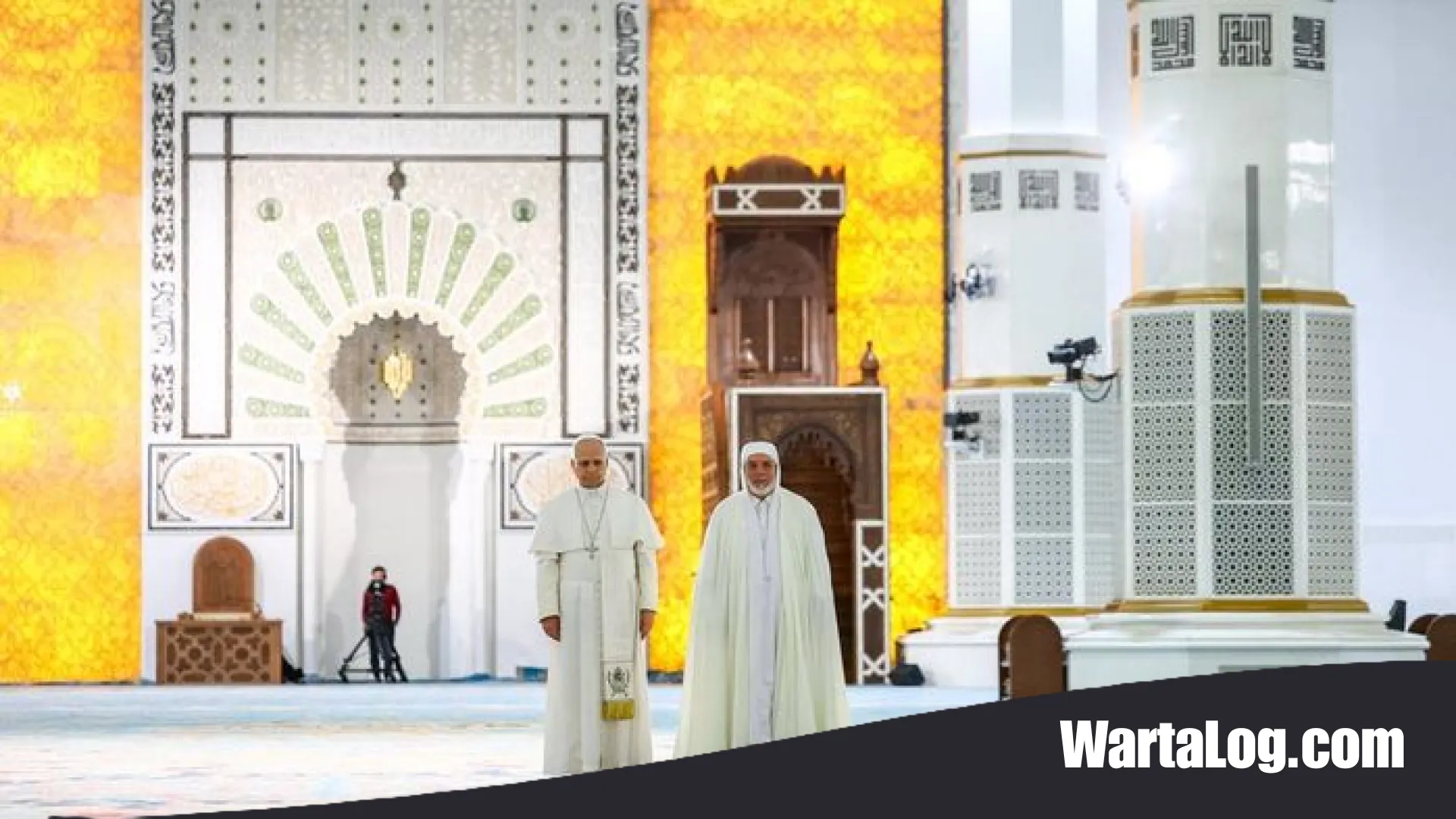 Diplomasi Damai Paus Leo XIV di Aljazair: Dari Sapaan ‘Assalamualaikum’ hingga Ziarah ke Masjid Agung Aljir