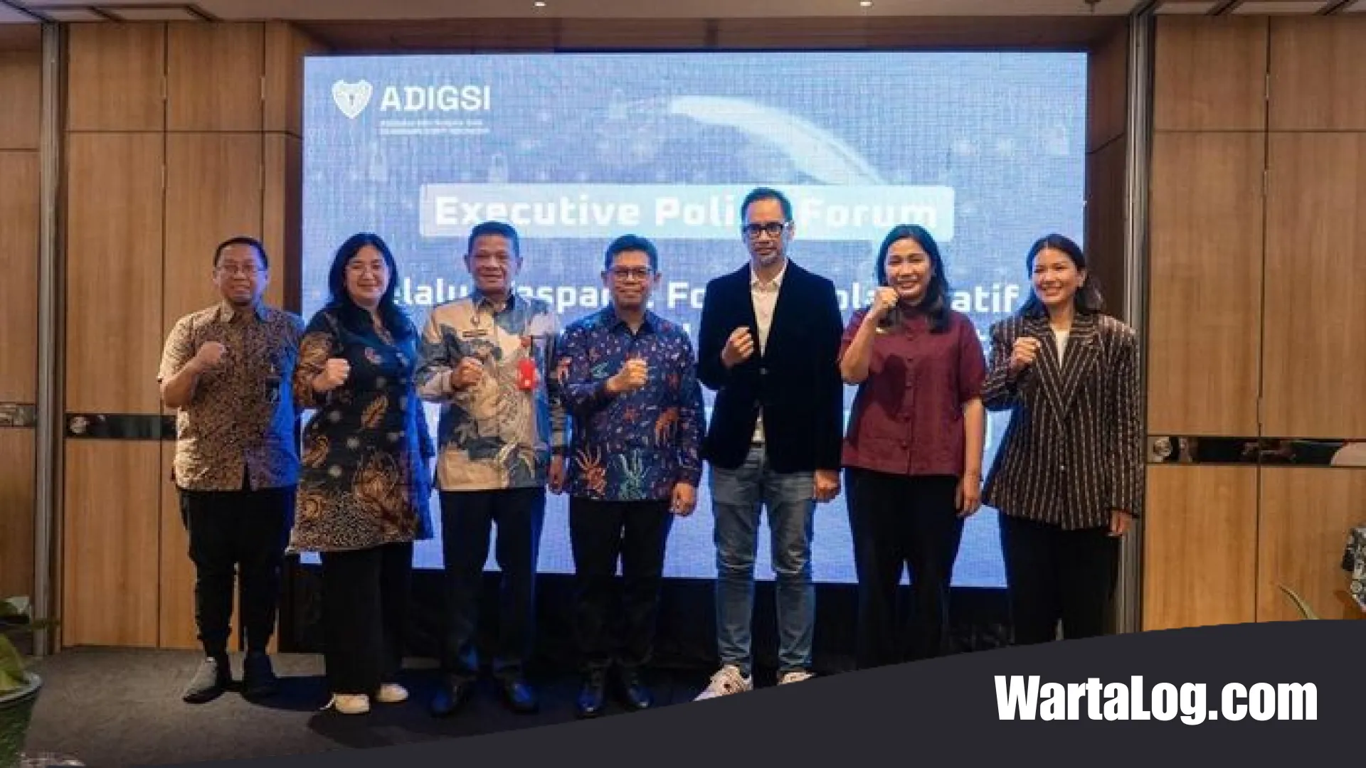 Menghadang Gelombang Penipuan Digital: Strategi Kolaboratif AdaKami Bersama OJK dan BSSN
