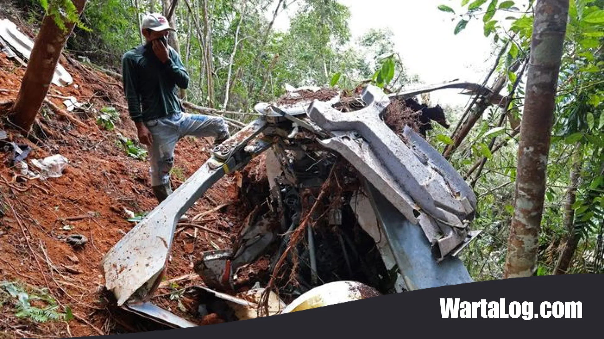 KNKT Targetkan Laporan Awal Kecelakaan Helikopter PK-CFX Sekadau Rampung dalam 30 Hari