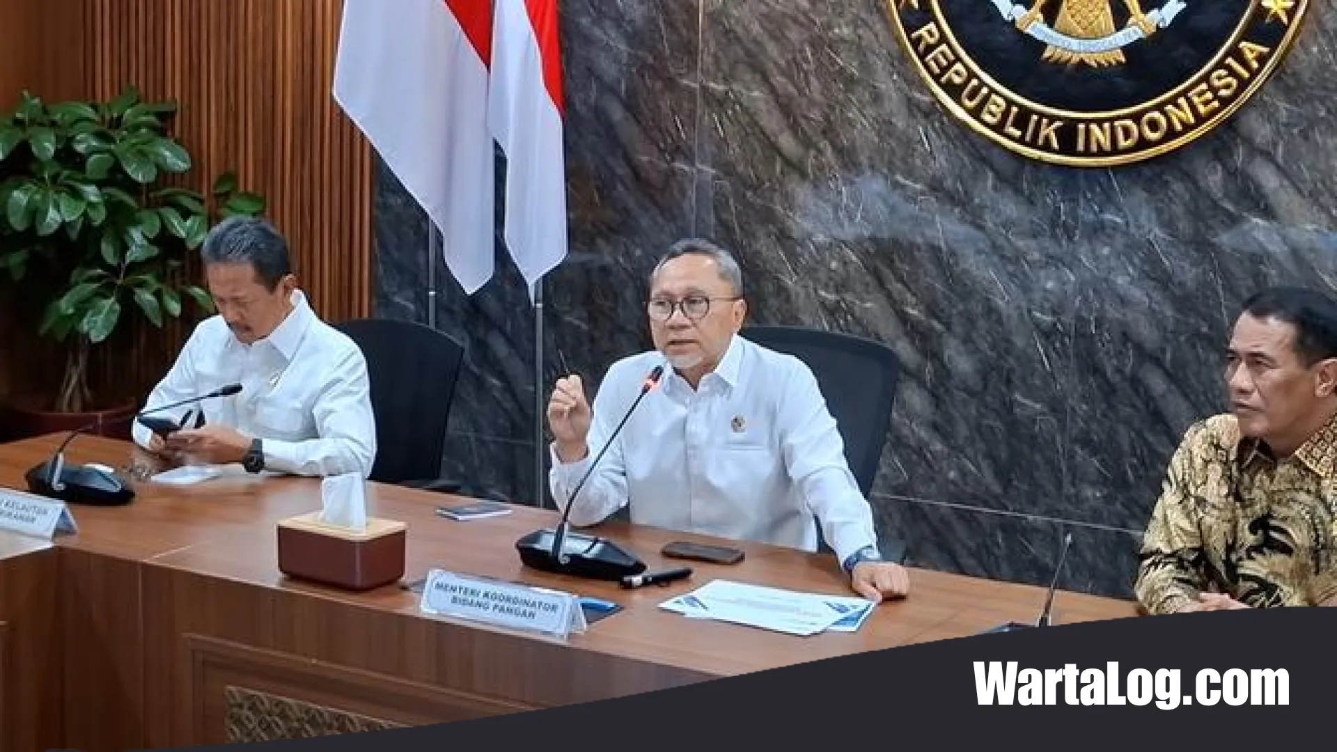 Menguak Tabir Disinformasi: Deretan Hoaks yang Mencatut Nama Menteri Pangan Zulkifli Hasan