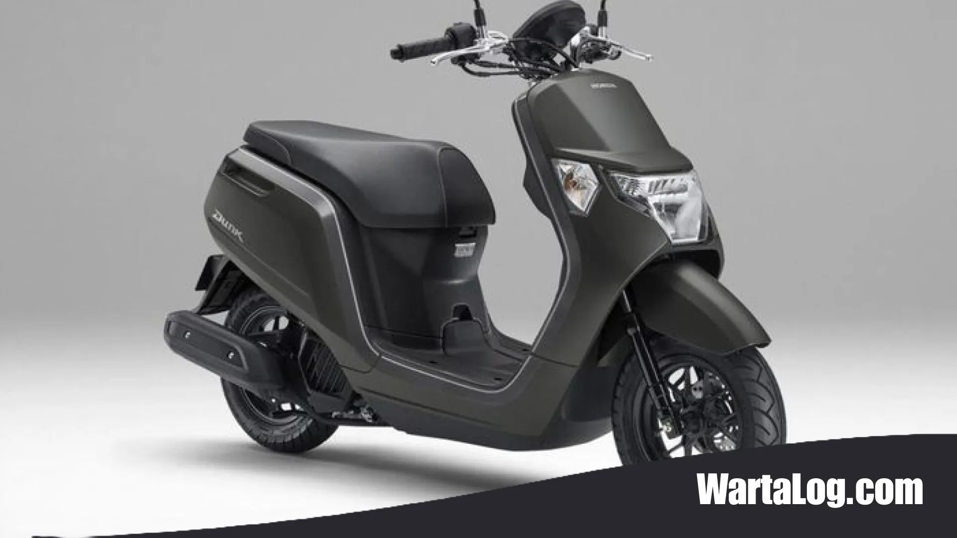 Honda Dunk: Skutik Mungil Berdesain Ikonik yang Hematnya Kebangetan, Tembus 75 KM per Liter!