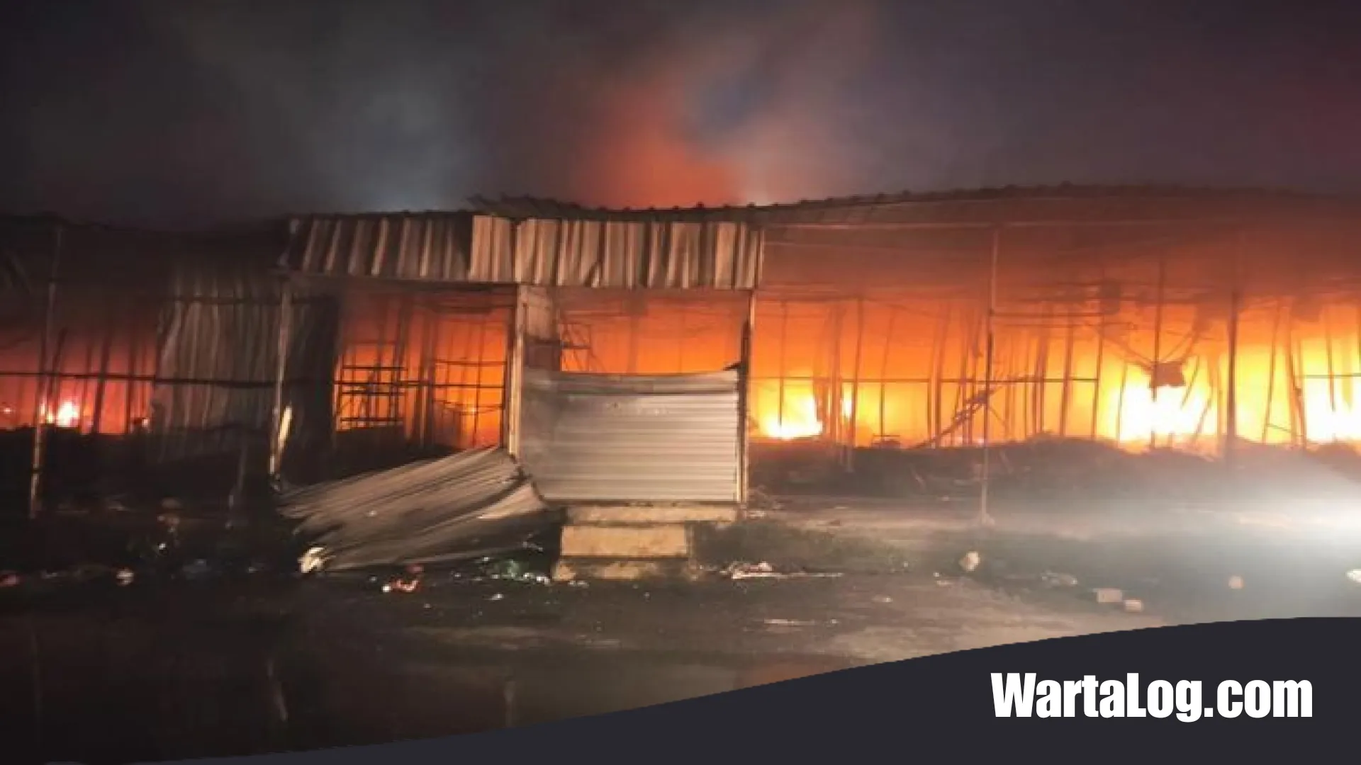 Tragedi di Jantung Kota: Amukan Si Jago Merah Hanguskan 480 Kios di Pasar Kanjengan Semarang