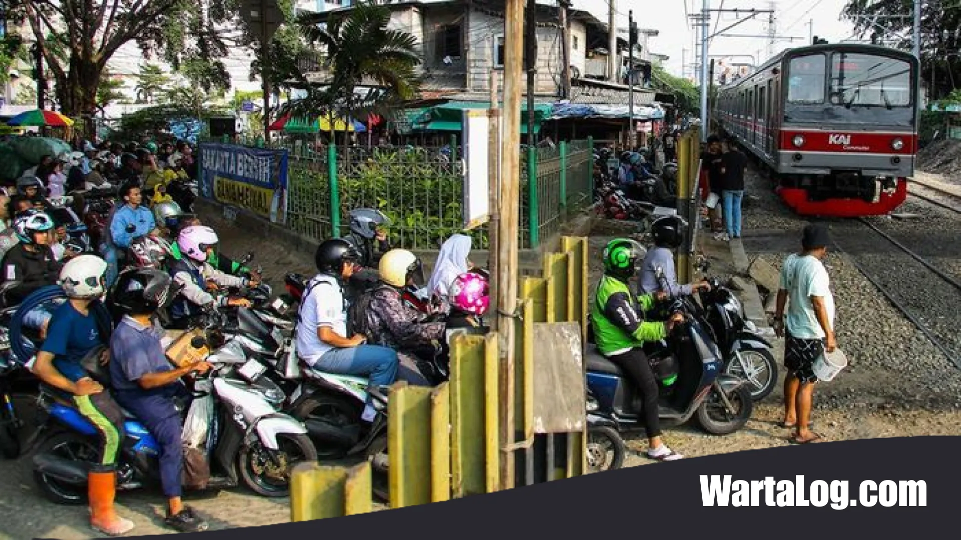 Langkah Tegas Korlantas Polri: Perlintasan Kereta Api Kini Diawasi ETLE dan Penjagaan Ketat Personel