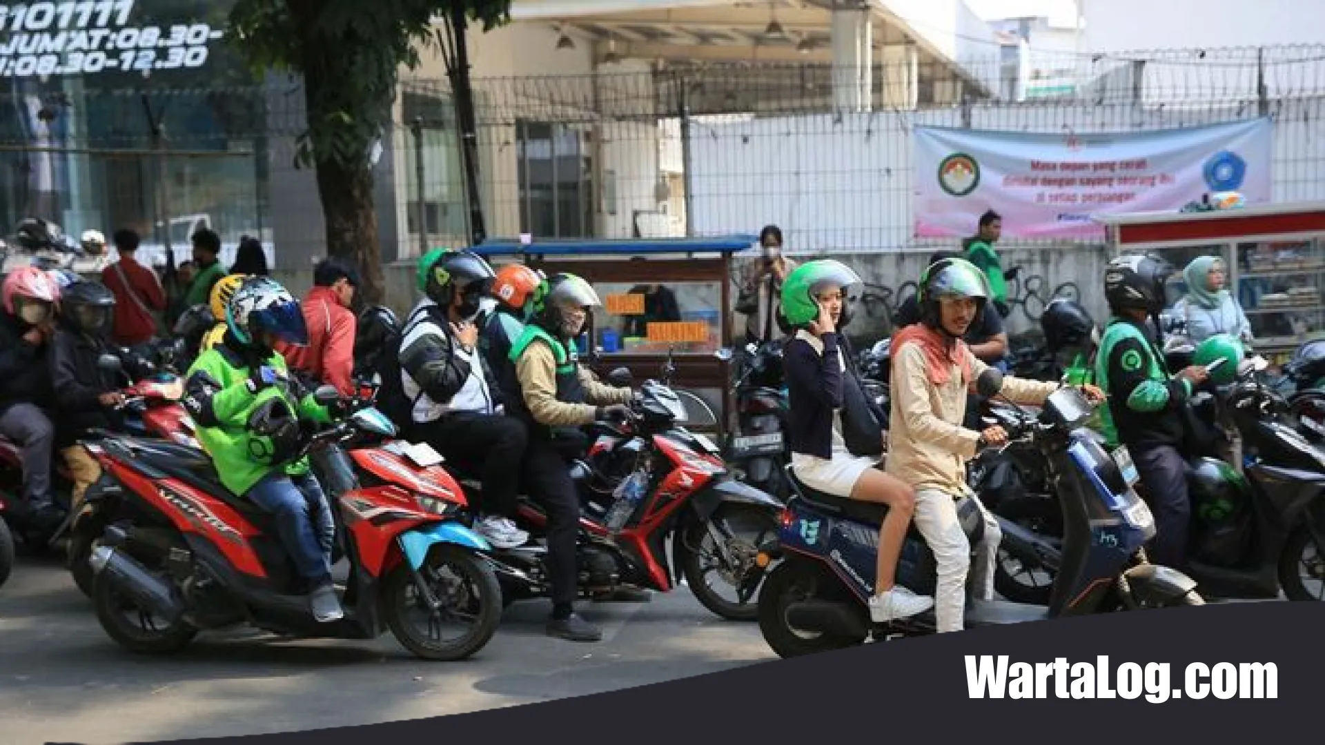 Kemenangan Pasukan Hijau: Saat Prabowo Beri Lebih dari yang Diminta Ojol Melalui Perpres Nomor 27 Tahun 2026