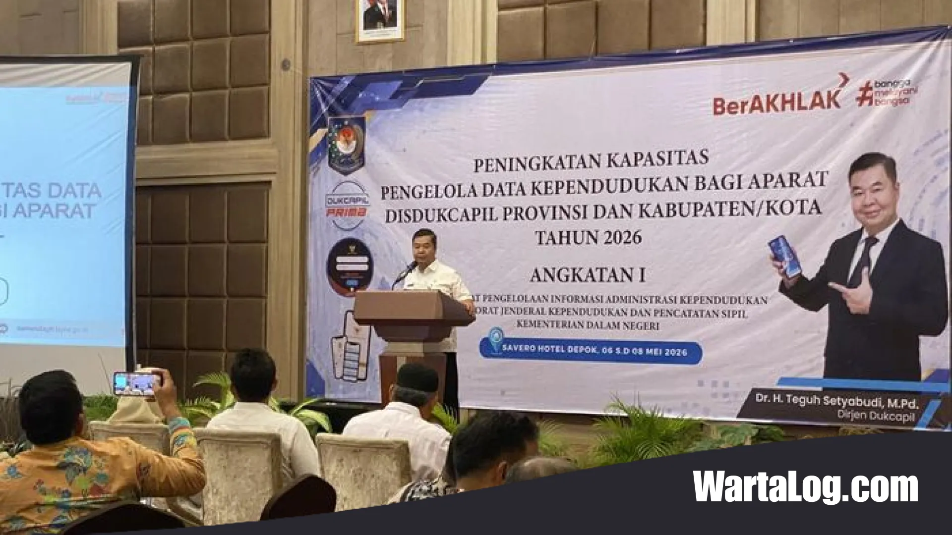 Selamat Tinggal Fotokopi e-KTP: Kemendagri Dorong Penggunaan Chip untuk Keamanan Data Masyarakat