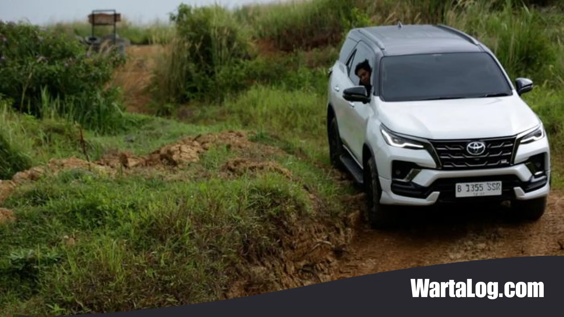 Misteri Munculnya 9 Kode Baru Toyota Fortuner 2.8L: Sinyal Kuat Generasi Ketiga Siap Meluncur?