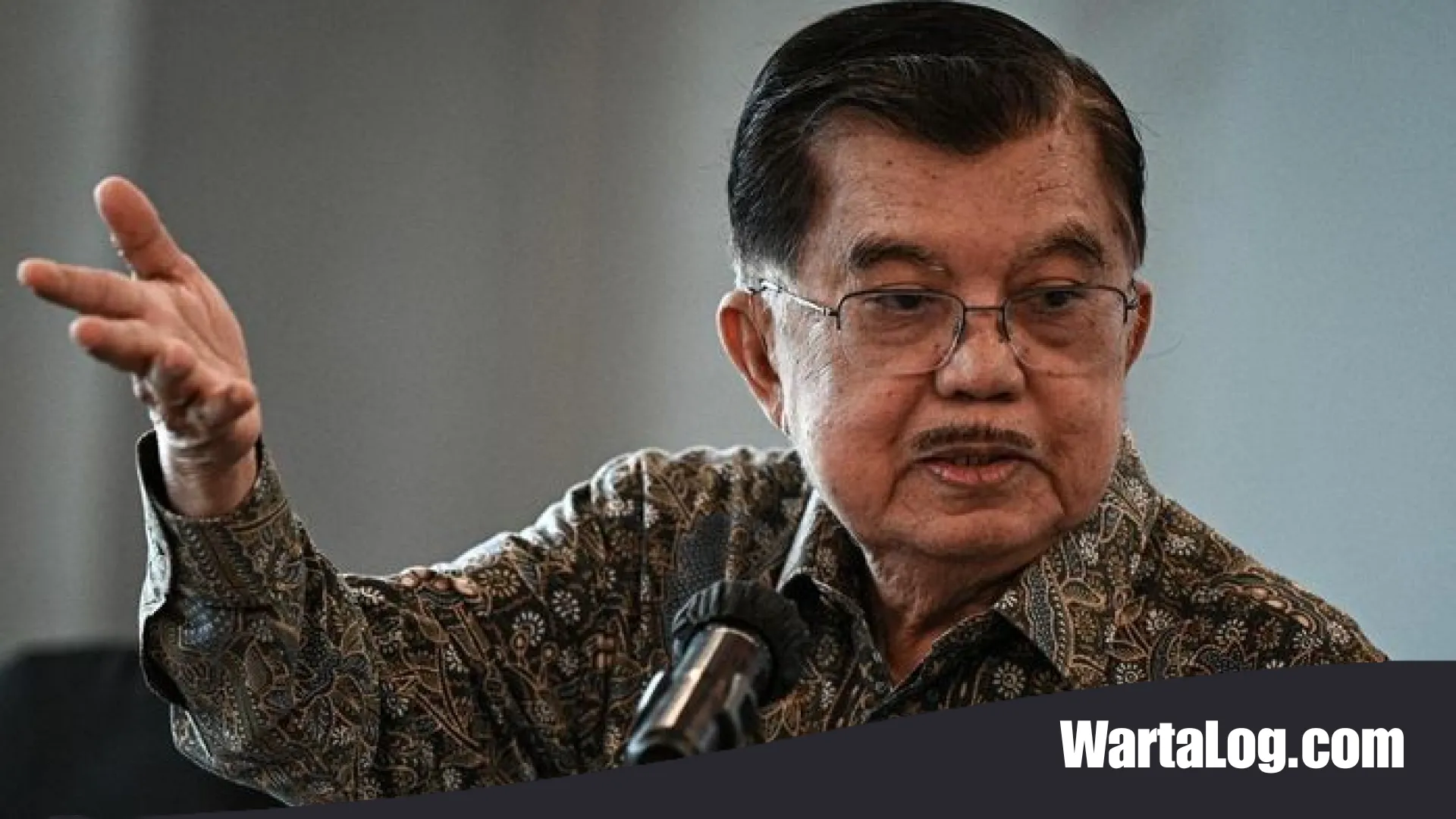 Guncangan Politik di Tubuh PSI: Menguak Alasan di Balik Pengunduran Diri Ade Armando dan Hubungan Dingin dengan Jusuf Kalla