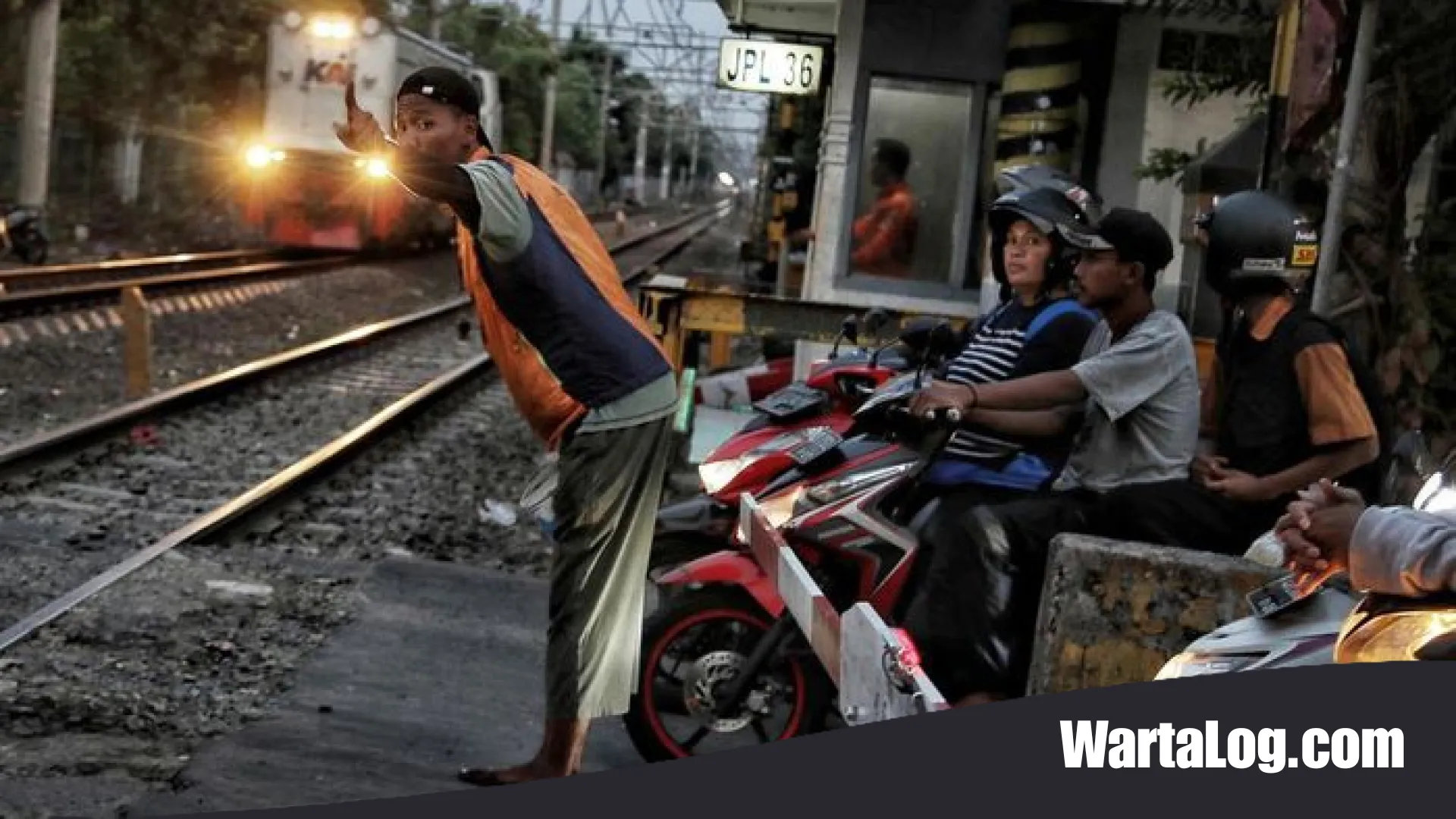 Lowongan Kerja PT KAI Properti: Penjaga Perlintasan Kereta Api untuk Lulusan SMA dan Paket C