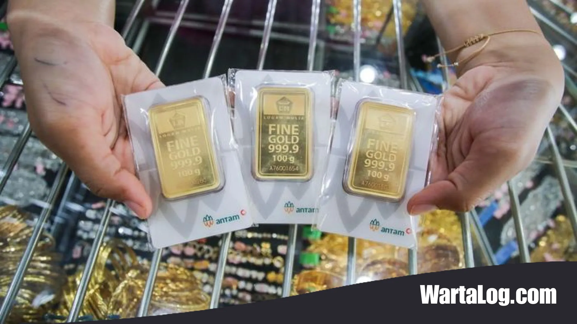 Update Harga Emas Antam Hari Ini: Tergelincir Rp 20 Ribu per Gram, Saatnya Borong atau Tunggu?