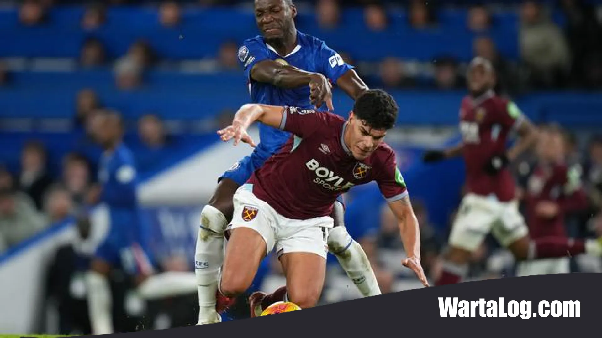 Derbi Transfer Memanas: Manchester United dan Manchester City Berebut ‘Mutiara’ West Ham di Tengah Ancaman Degradasi