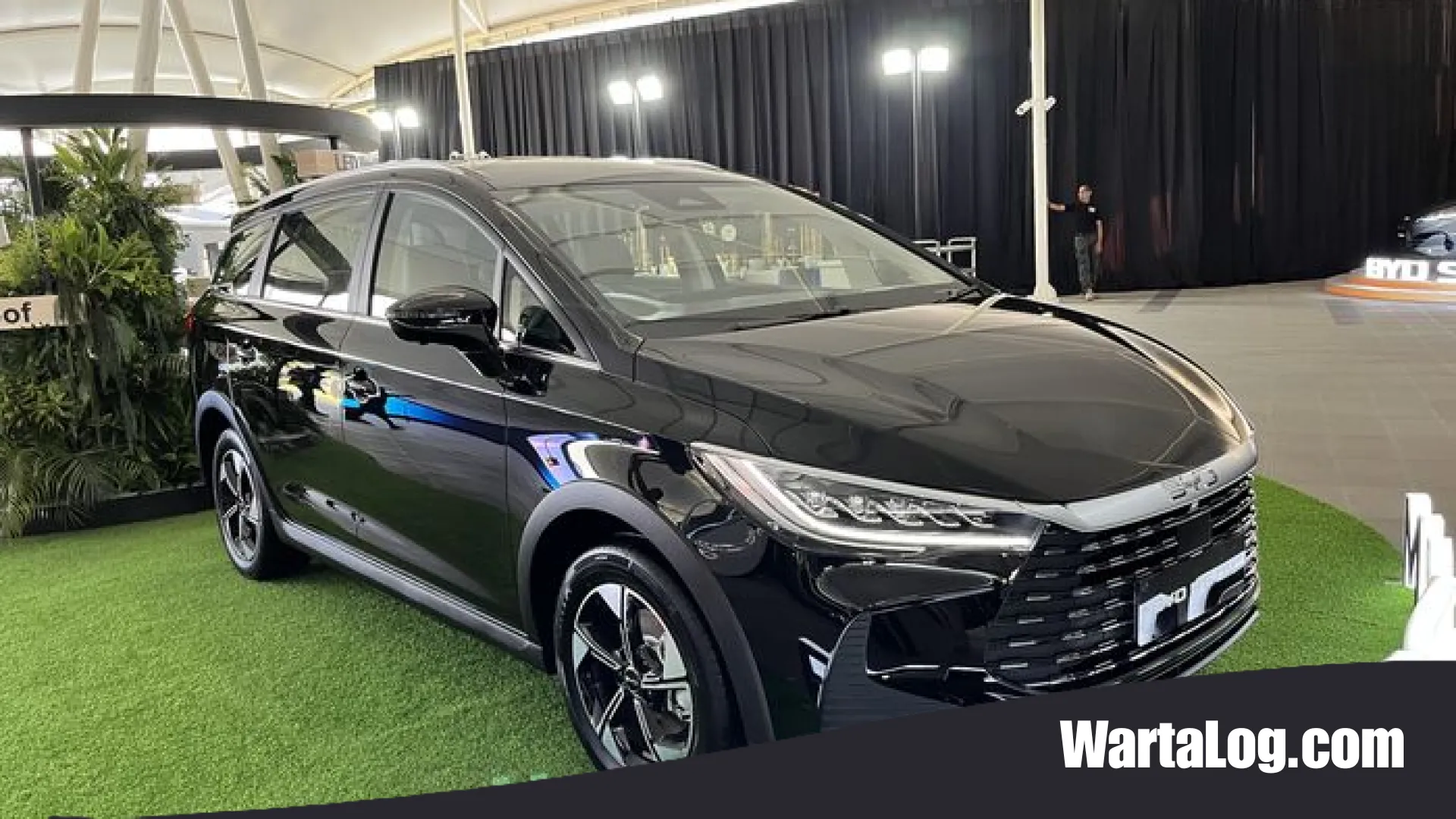 Terobosan Baru BYD M6 DM di Indonesia: Kombinasi Efisiensi Ekstrem dan Kenyamanan MPV Keluarga