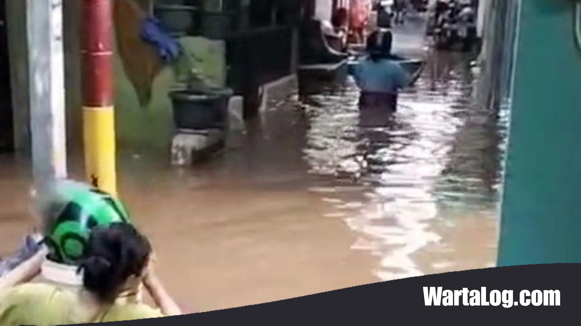 Kebon Pala Terendam 1,4 Meter: Antara Rutinitas Banjir Kiriman dan Ketangguhan Warga Kampung Melayu