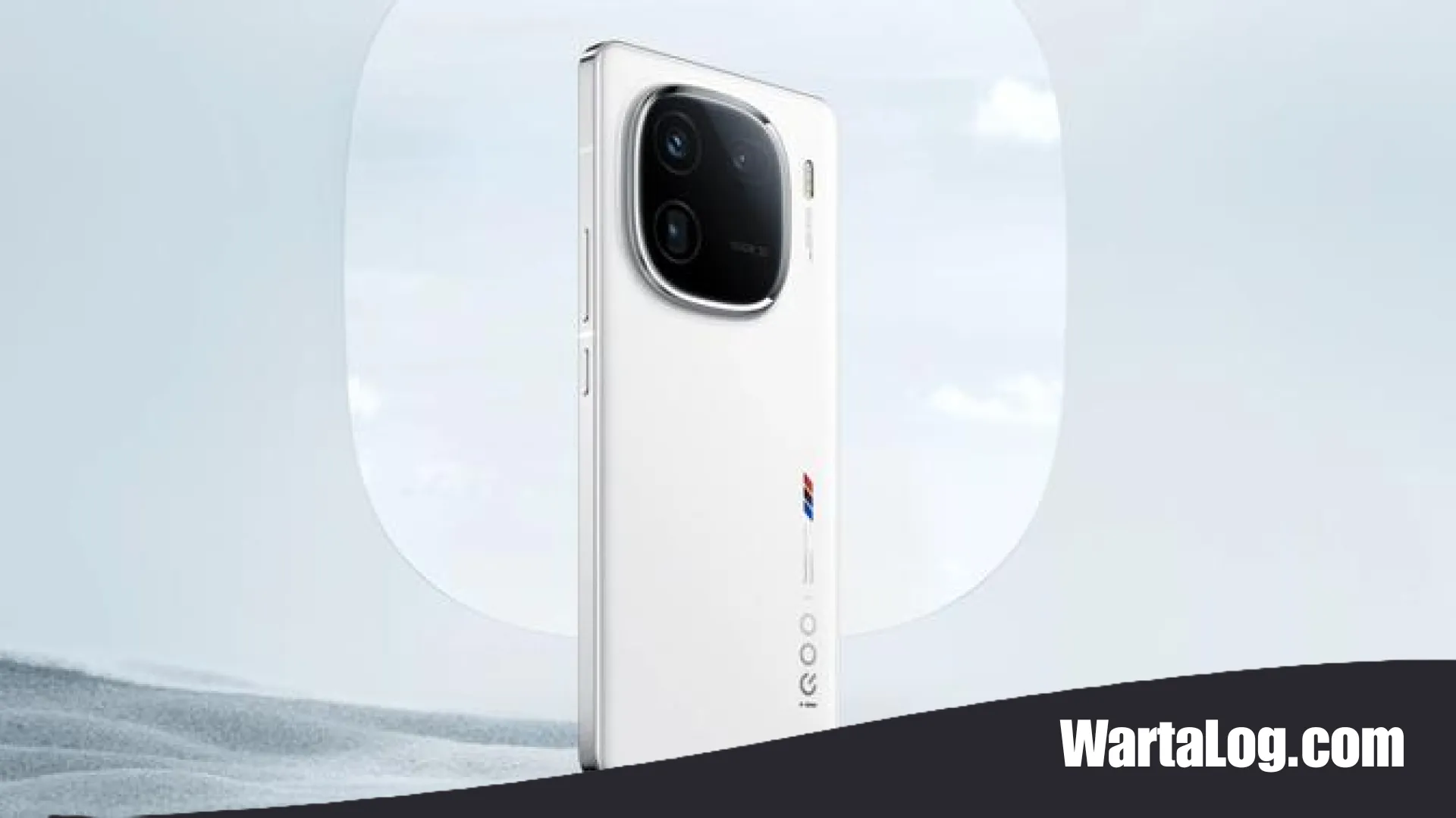 iQOO 12: Sang Penakluk Flagship dengan Snapdragon 8 Gen 3 dan Kamera Periskop 64 MP yang Fenomenal