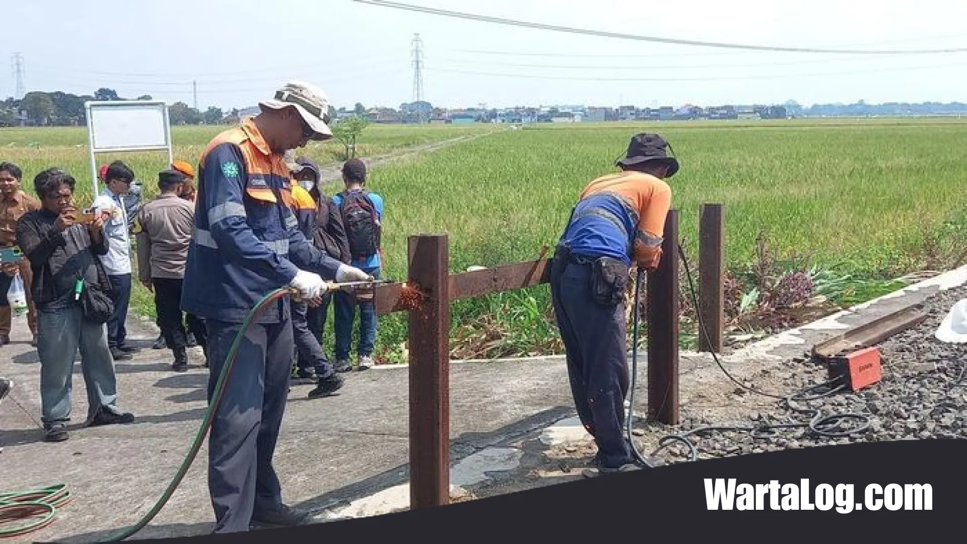 Komitmen Keselamatan Jalur Besi: KAI Akselerasi Penutupan Perlintasan Sebidang di Seluruh Indonesia