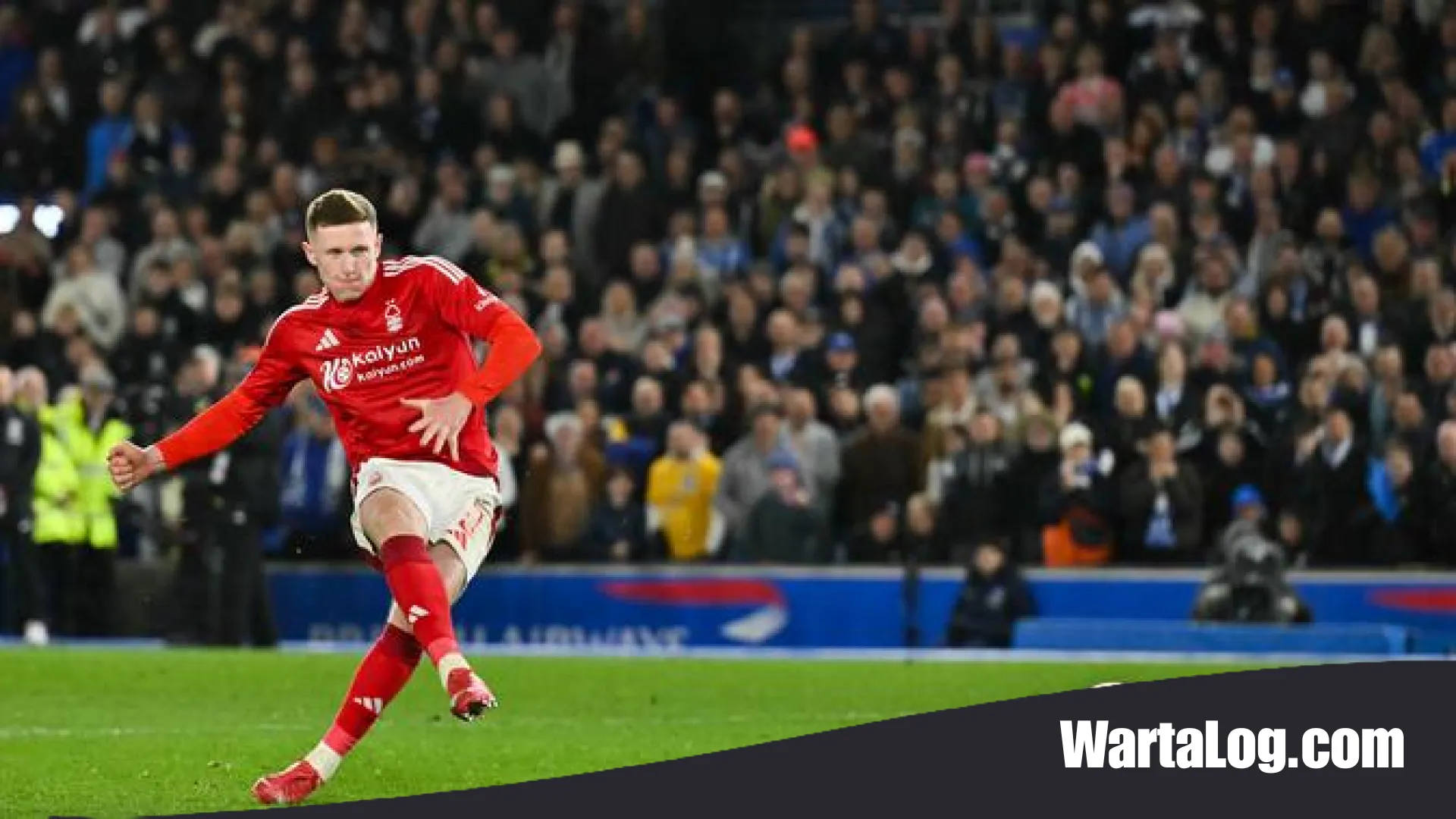 Bukan Elliot Anderson, Legenda Arsenal Beri Saran Mengejutkan untuk Suksesor Casemiro di Manchester United