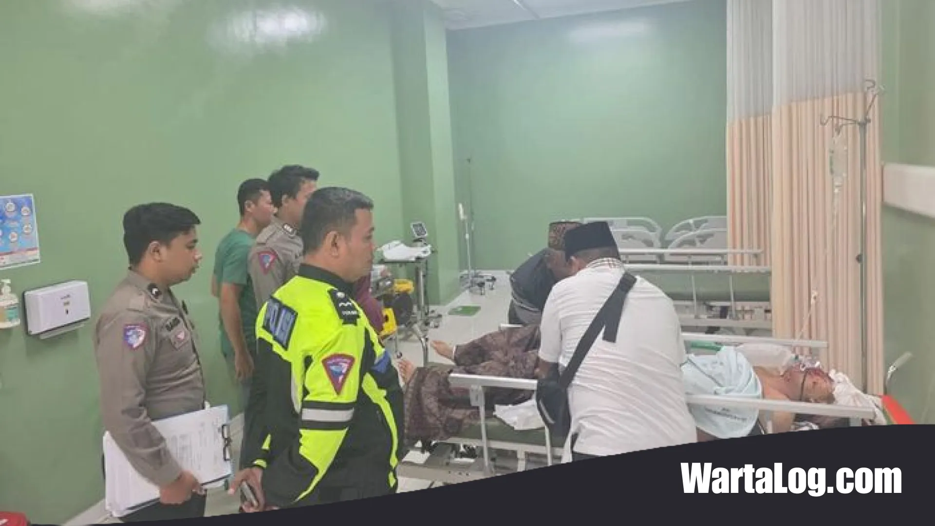 Tragedi di Tol Paspro: Mobil Rombongan Anggota DPR RI Gus Hilman Kecelakaan, Dua Nyawa Melayang