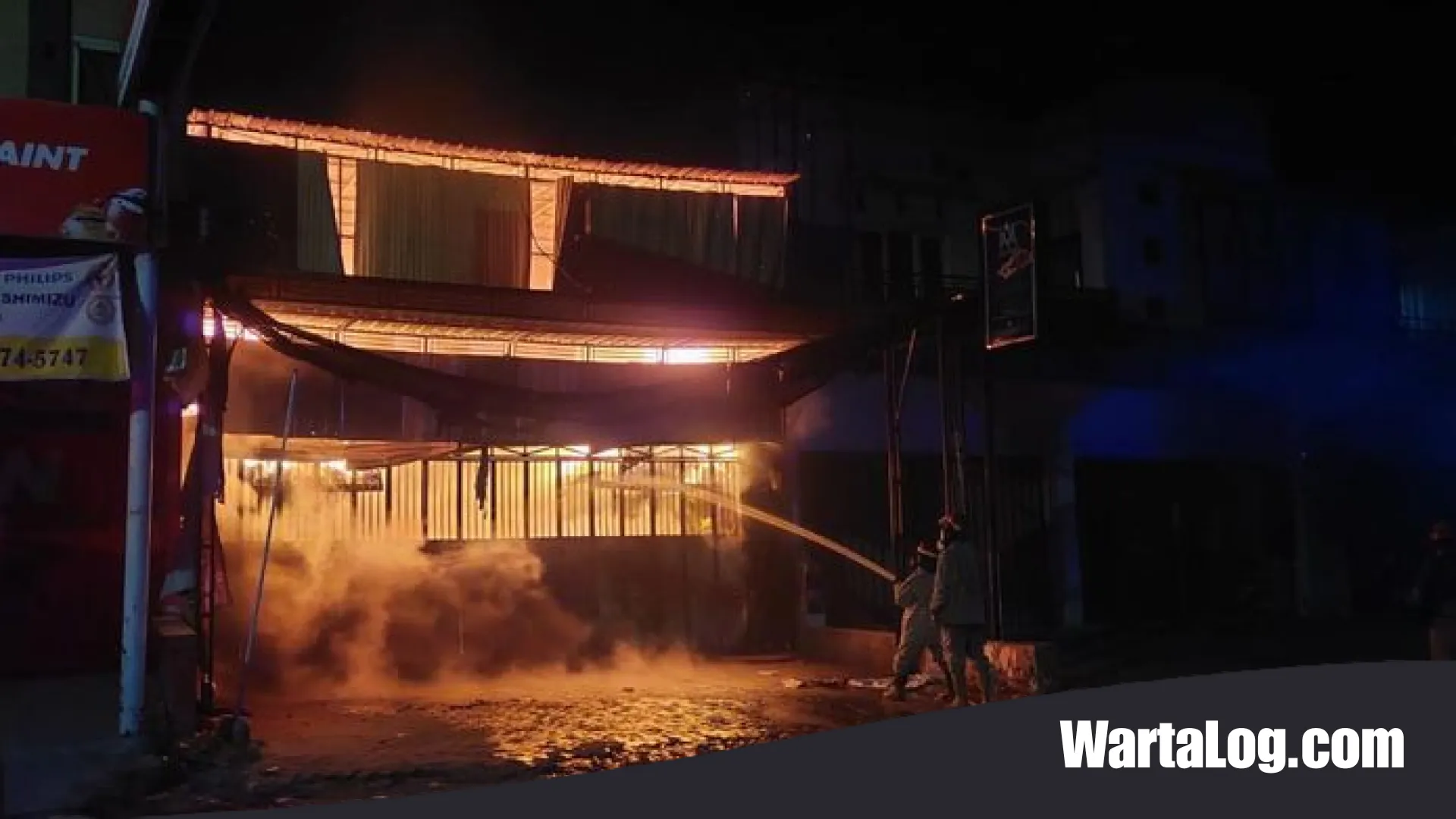 Dendam Membara di Jombang: Seorang Lansia Nekat Bakar Toko Grosir Akibat Sakit Hati Diusir
