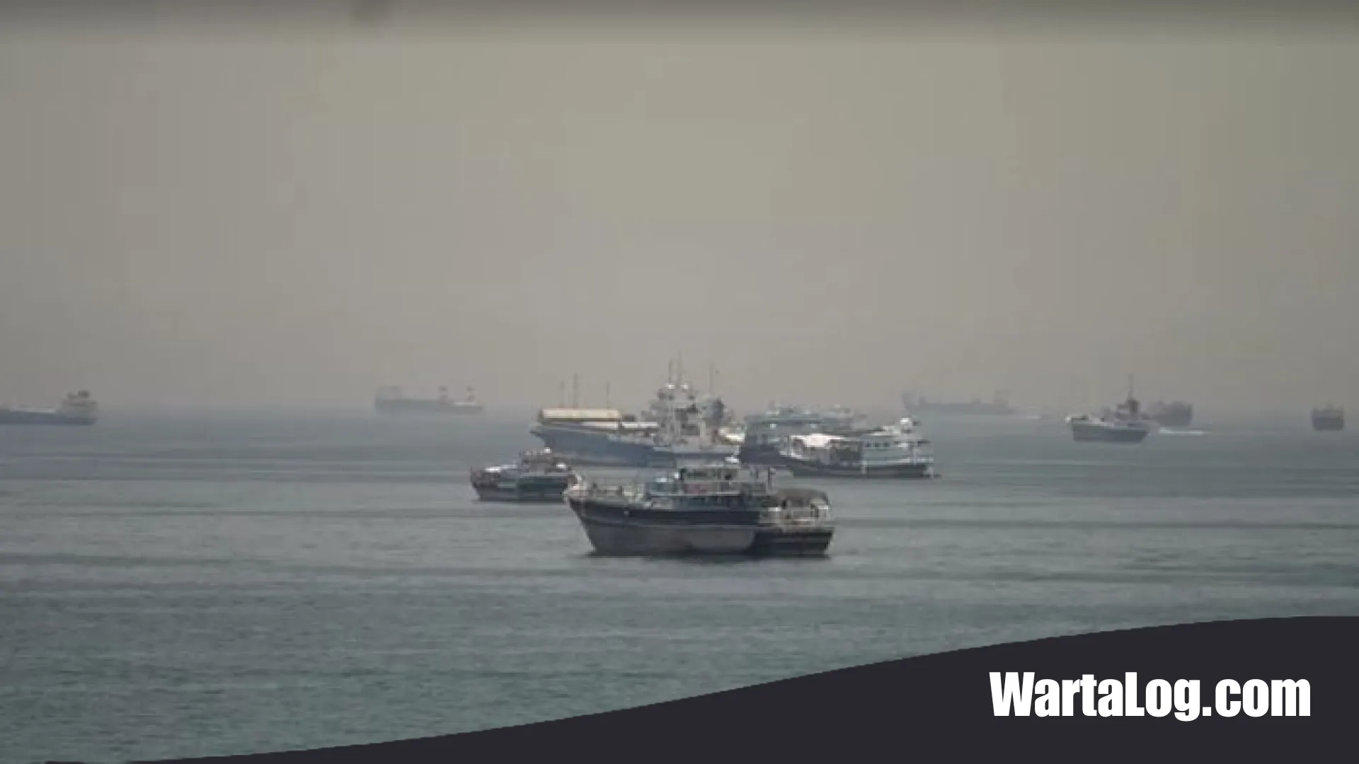 Bara di Selat Hormuz: Ketegangan AS-Iran Memuncak, Pasokan Energi Dunia Terancam