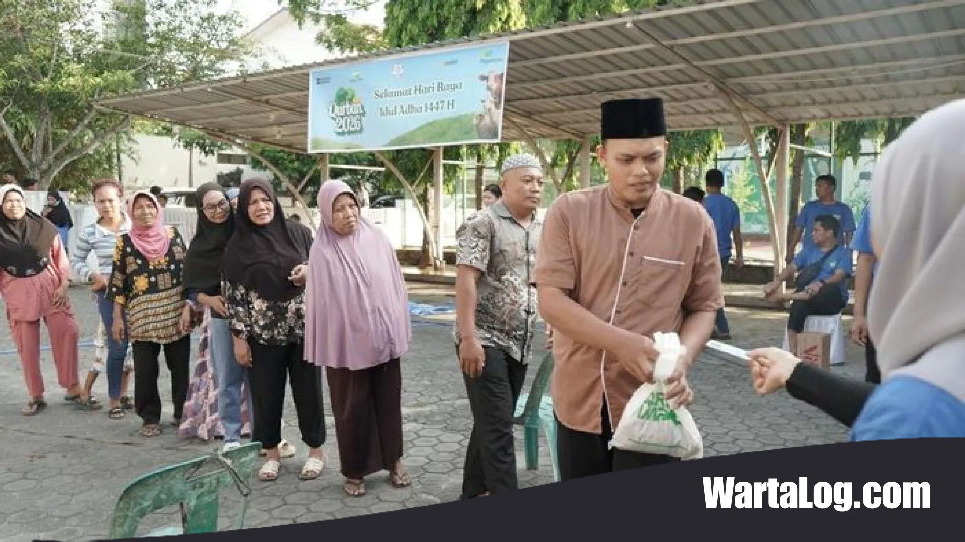 Wujud Kepedulian Sosial, Pegadaian Salurkan 913 Hewan Kurban ke Seluruh Pelosok Negeri