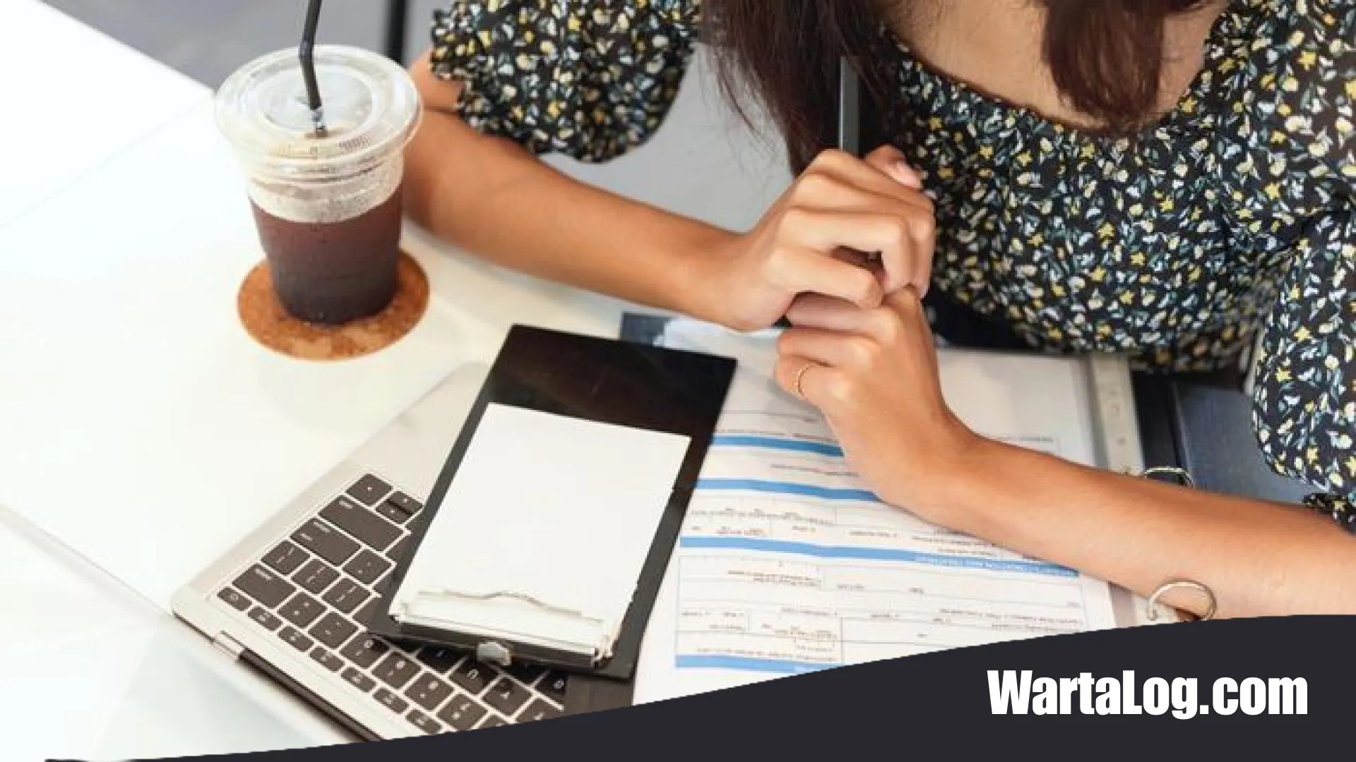 Dilema Biaya Kesehatan: Mengapa Warga RI Habiskan Rp 180 Triliun Secara Mandiri Tanpa Asuransi?