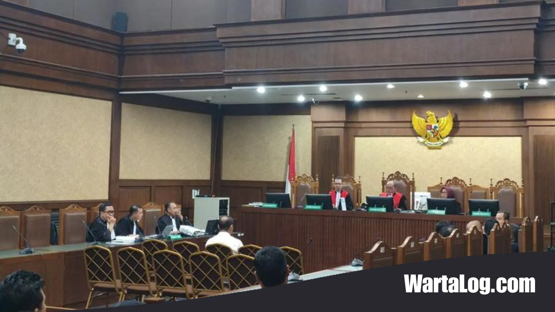 Nyanyian Pejabat Bea Cukai di Persidangan: Antara Gaya Hidup Mewah, Tiket Brisbane, dan Ketakutan Diintai KPK