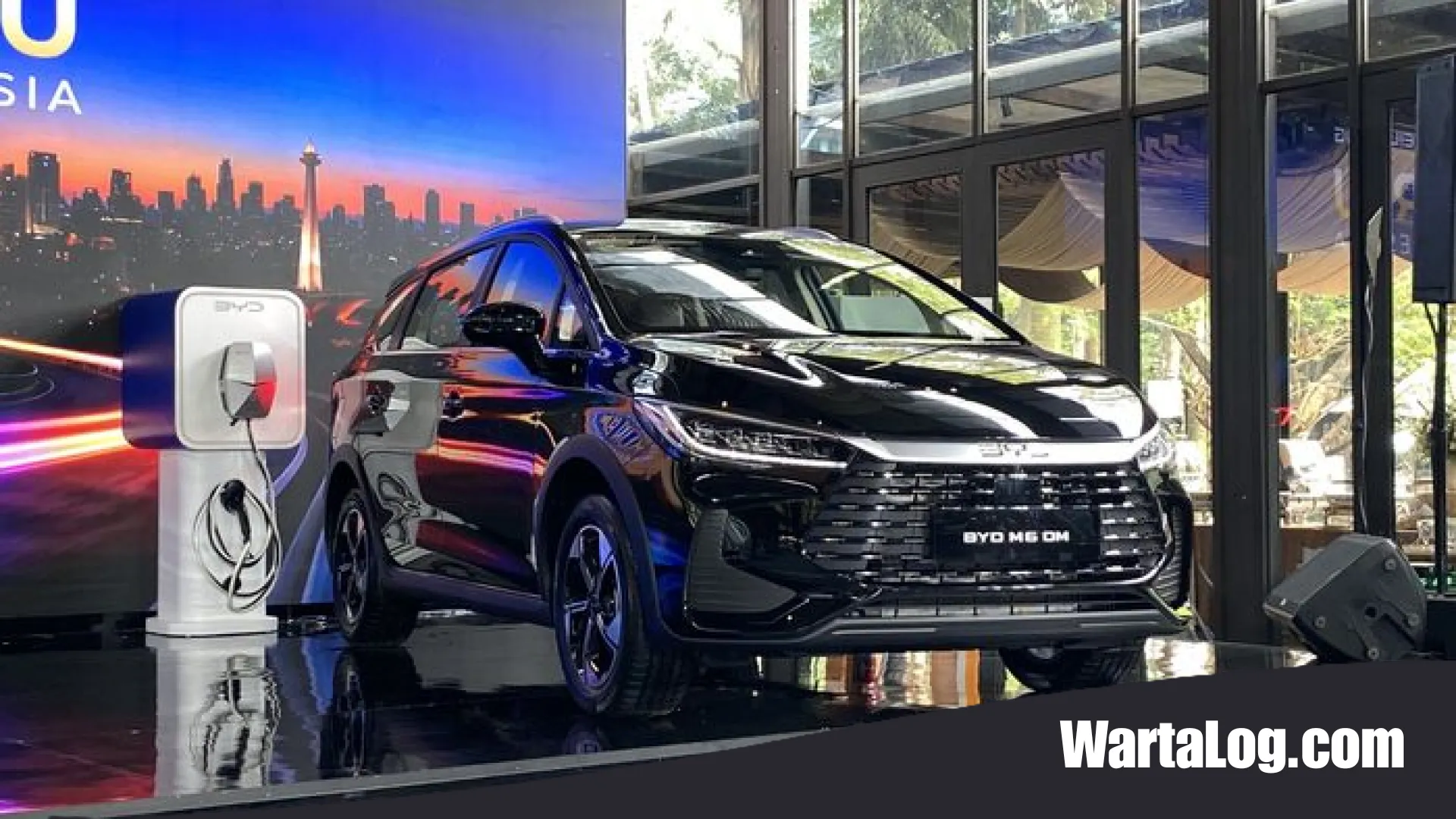 Rahasia di Balik Harga Fantastis BYD M6 DM: Mengapa Bisa Dibanderol di Bawah Rp 300 Juta?