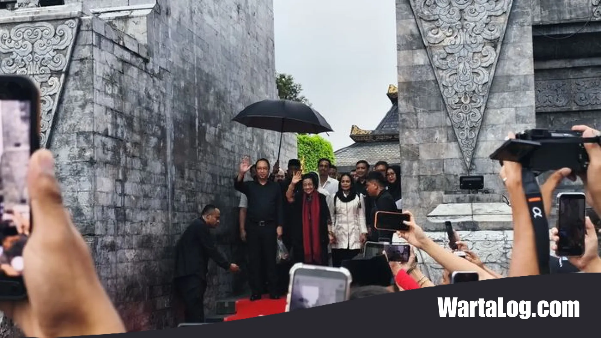 Ziarah Kebangsaan di Makam Bung Karno: Pesan Mendalam Megawati Soekarnoputri untuk Kemandirian Bangsa