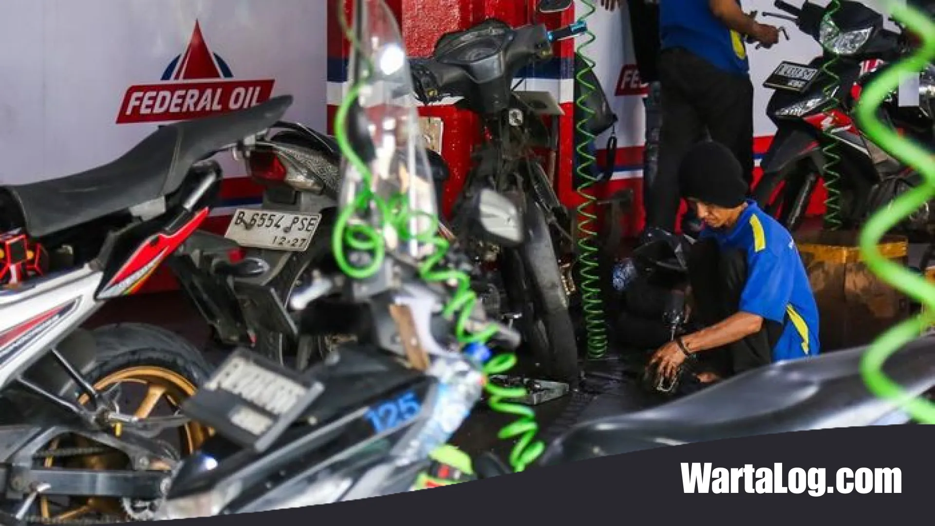 Rupiah Melemah dan Harga Sparepart Melambung: Potret Lesunya Bengkel Motor di Pinggiran Jakarta