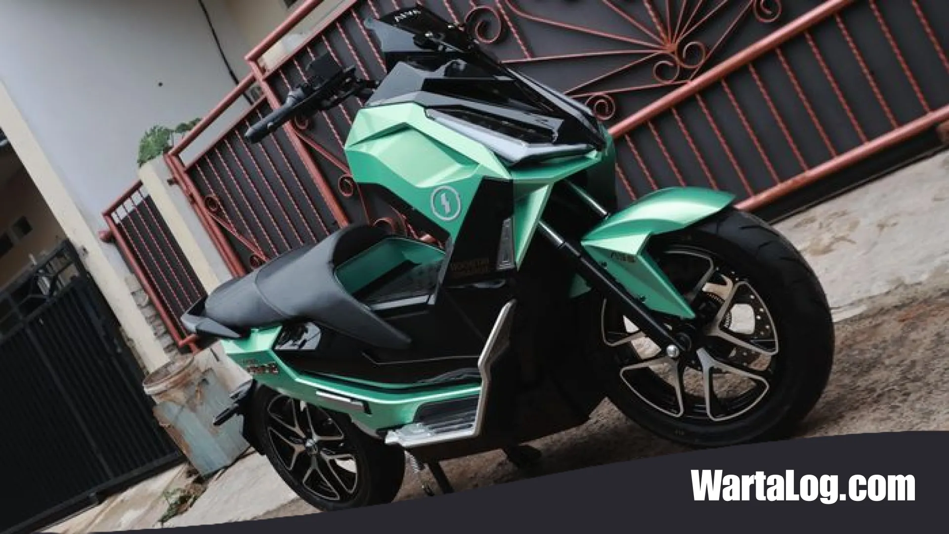 Dilema Kehilangan Motor dan HP Berakhir Bahagia: Rahasia Teknologi Anti-Theft Alva Cervo Q yang Menyelamatkan Abay