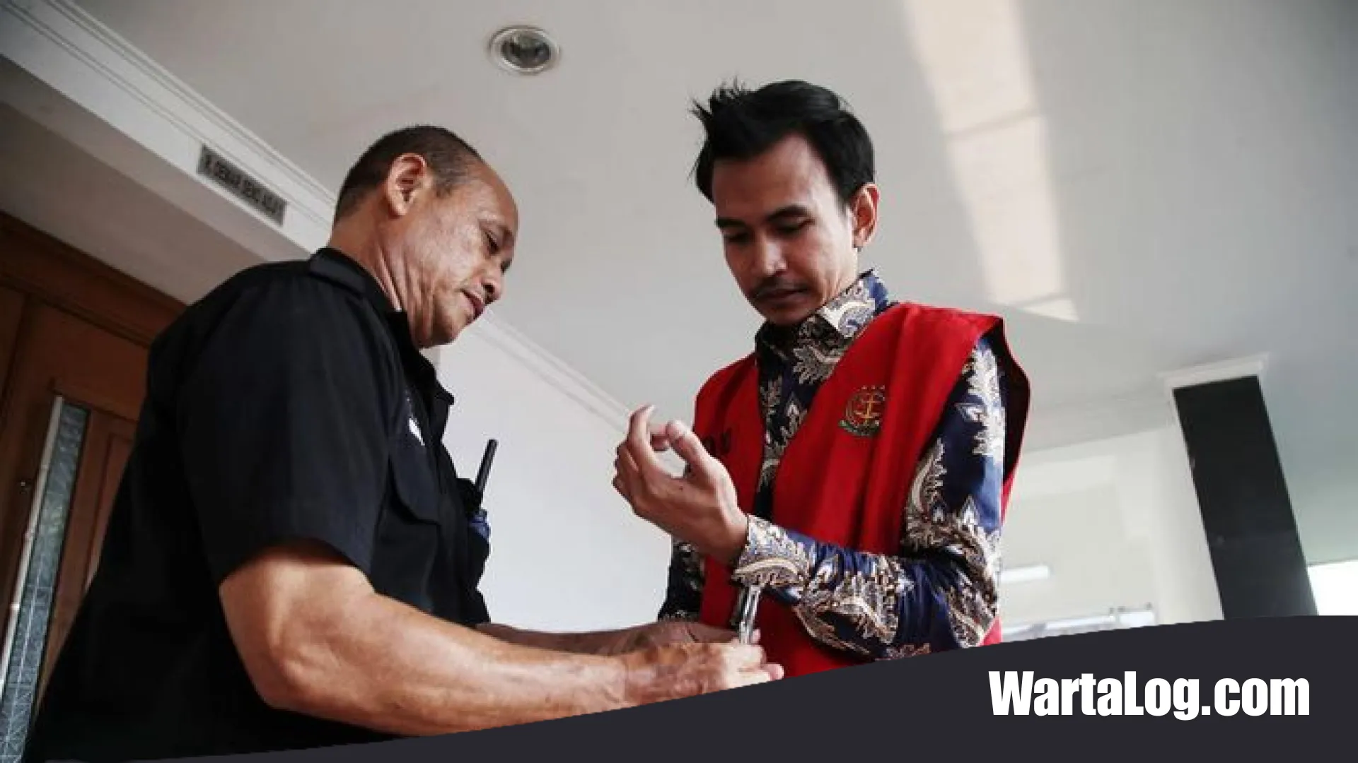 Arogansi Berujung Jeruji: Adam Deni Resmi Jadi Tersangka Usai Perusakan Ruko dan Intimidasi Senjata