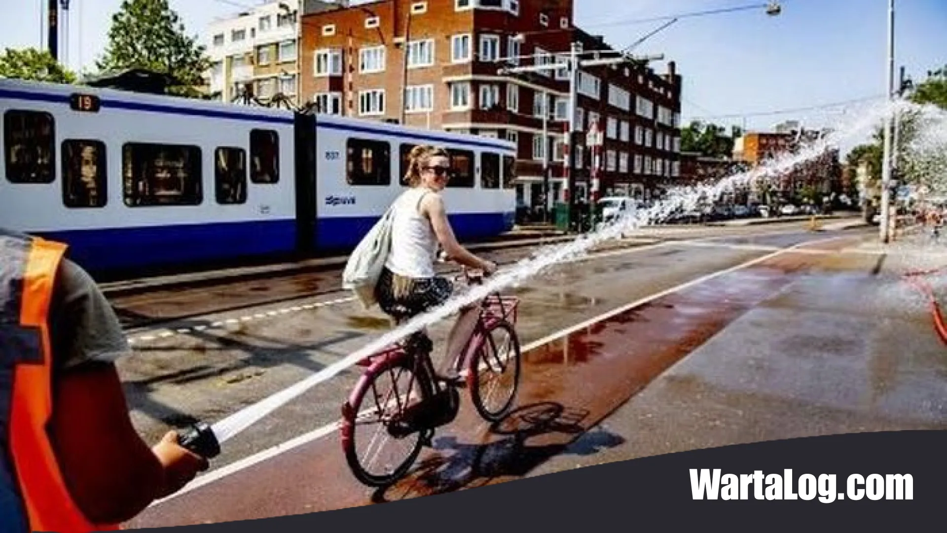 Belanda Membara: Peringatan ‘Kode Merah’ Perdana Saat Suhu Ekstrem Tembus 40 Derajat Celsius