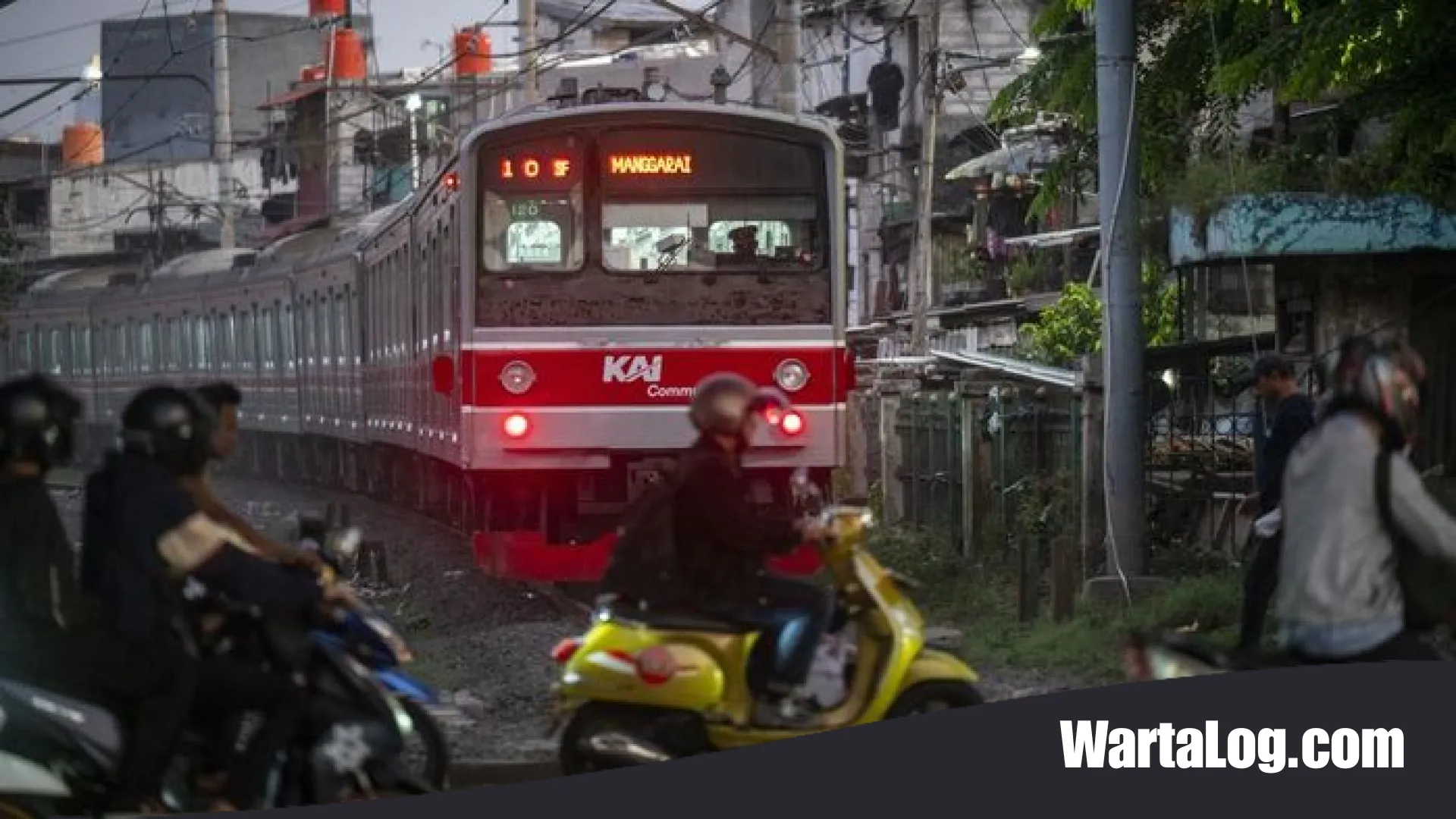 Tragedi di Balik Palang Pintu: Menguak Fakta 88 Persen Kecelakaan Kereta Akibat Kelalaian Pengendara