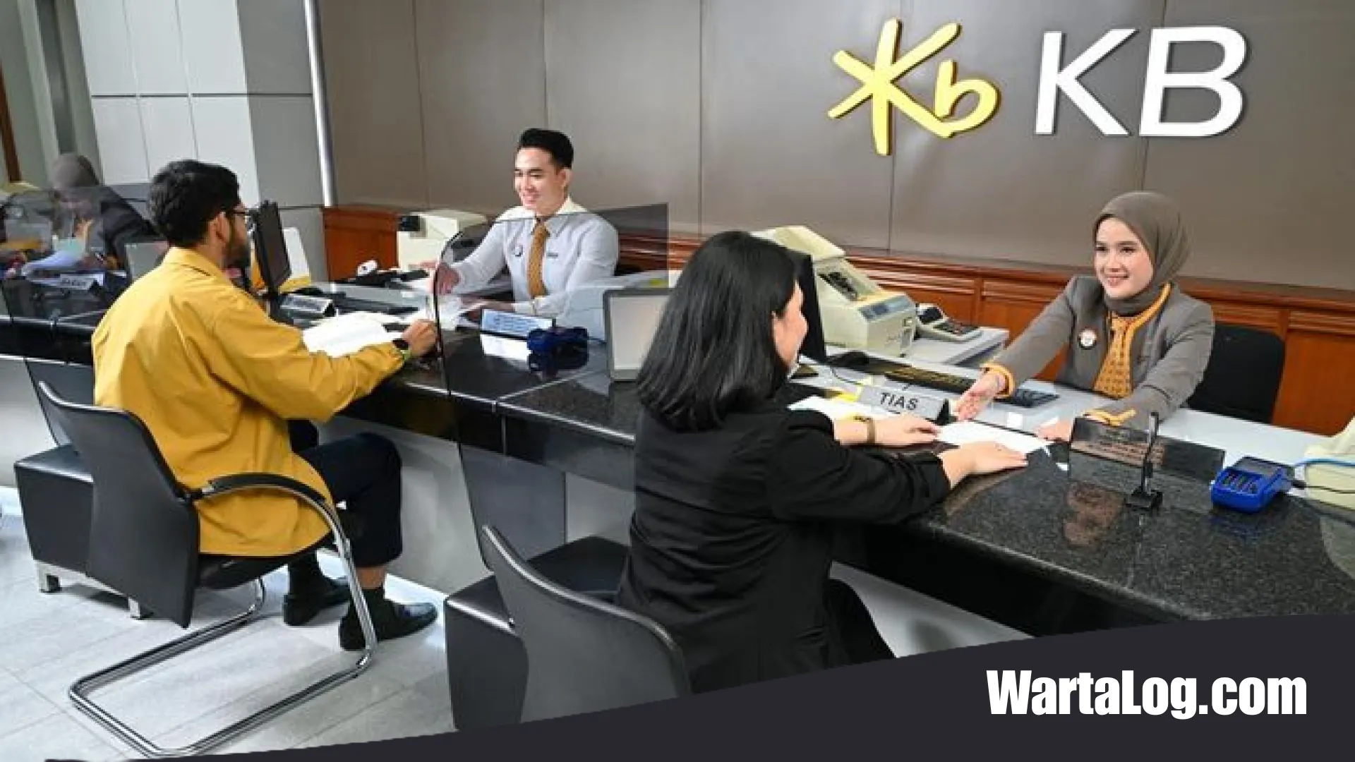 Strategi Transformasi KB Bank: Mengapa 662 Karyawan dan 21 Kantor Cabang Harus Dipangkas?