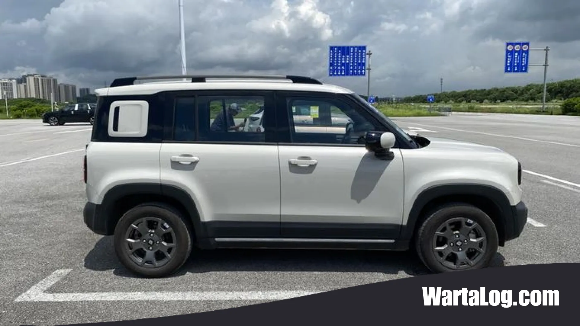 Menanti Gebrakan SUV Boxy Listrik Wuling di Indonesia: Bedah Spesifikasi Baojun Yep Plus yang Dibanderol Rp 200 Jutaan
