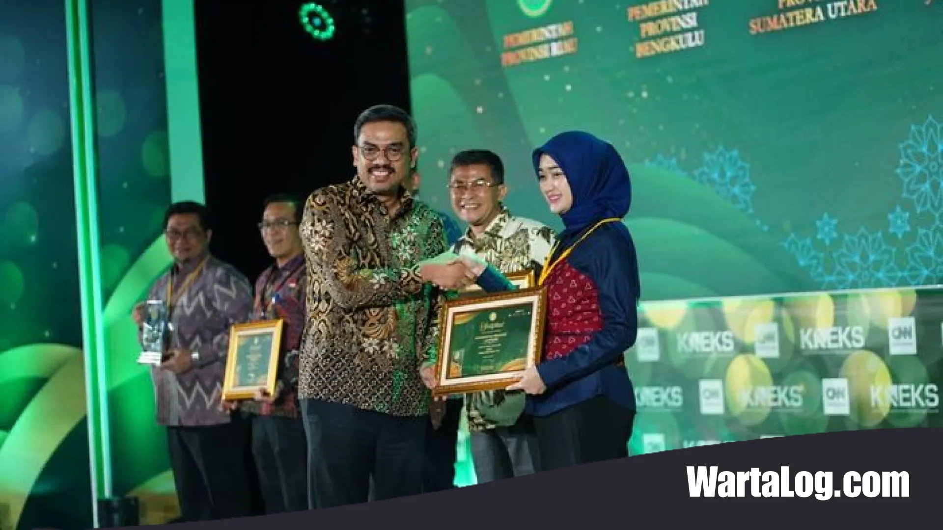 Lampung Menggebrak Nasional! Borong Tiga Penghargaan Bergengsi di Adinata Syariah 2026