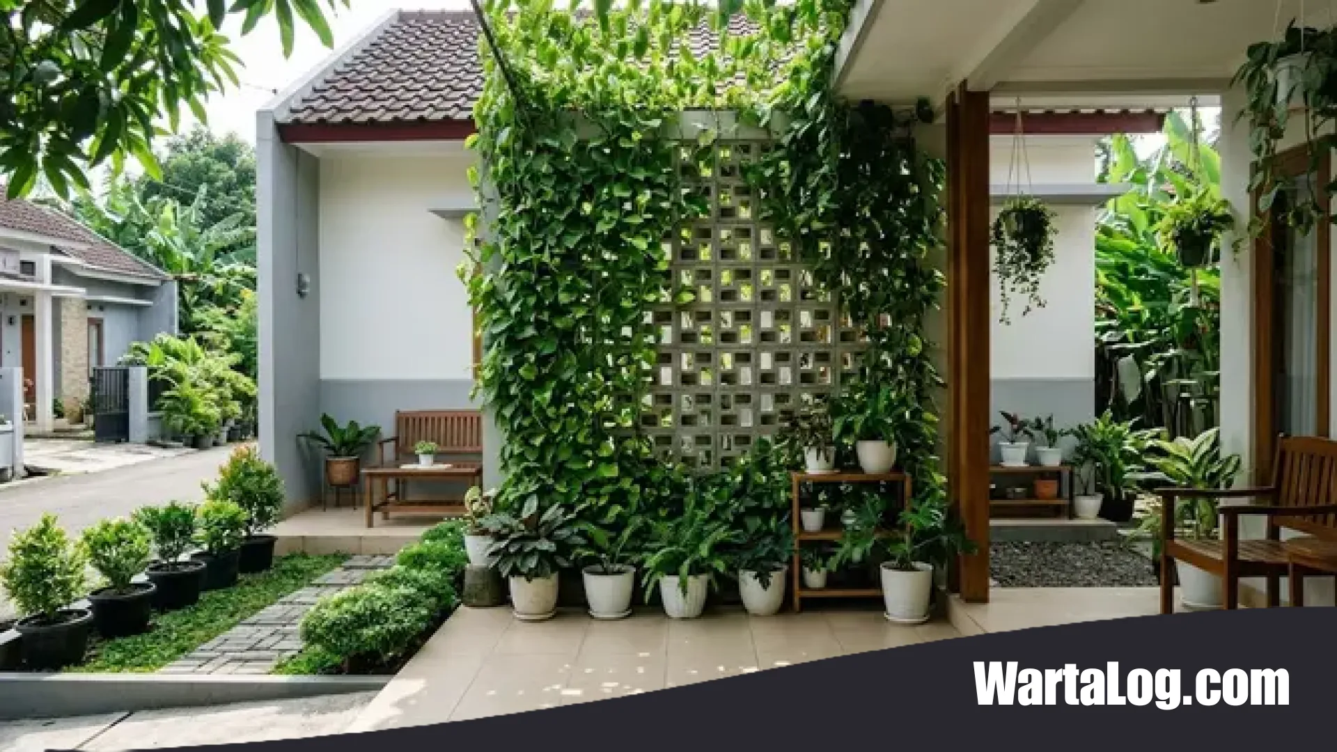 Teras Anti Gerah: 8 Ide Kombinasi Roster Beton dan Tanaman Rambat untuk Hunian Tropis yang Estetik