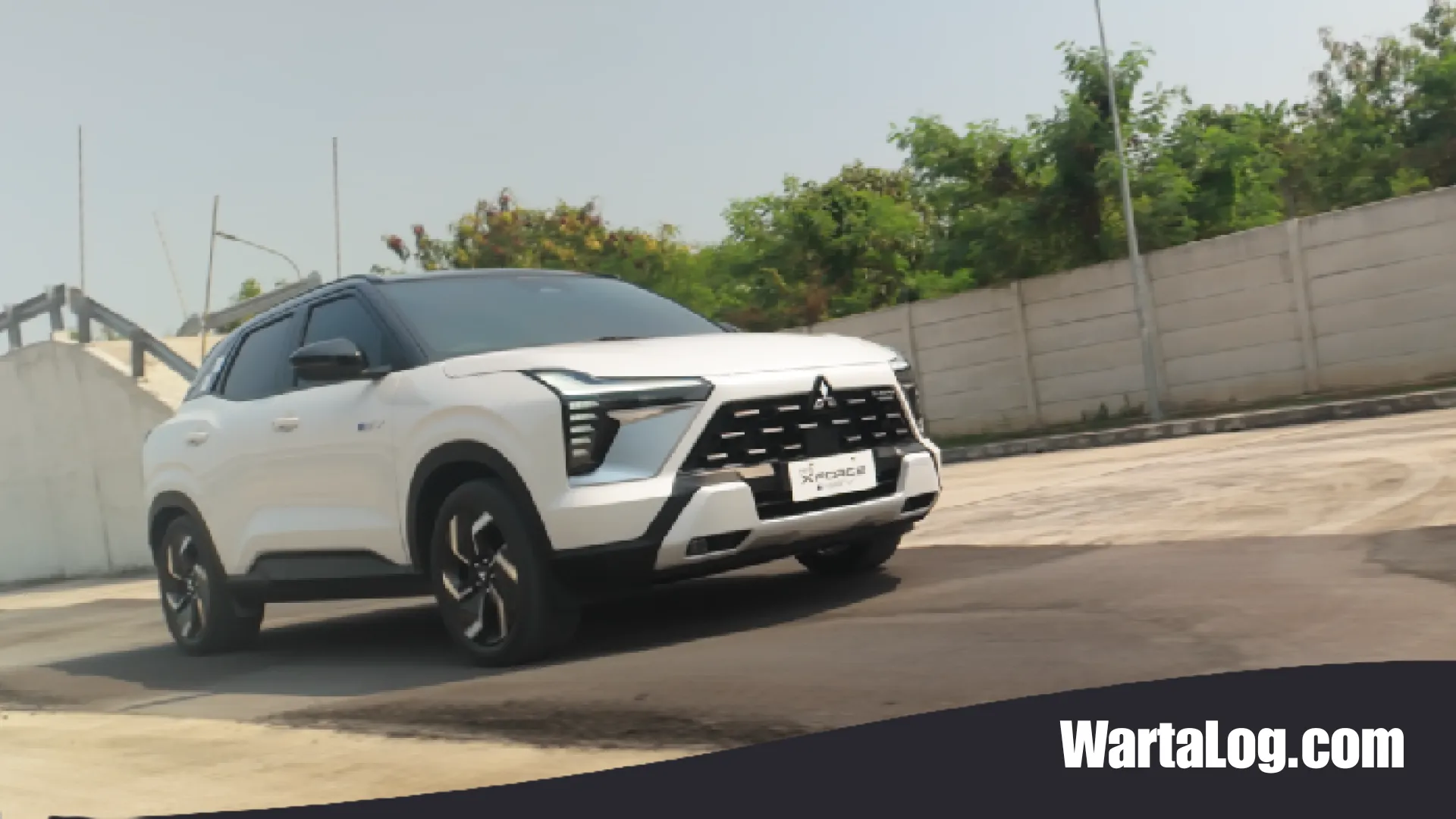 Rekor Baru Efisiensi SUV: Mengupas Rahasia Mitsubishi XFORCE Hybrid yang Tembus 28 Km per Liter