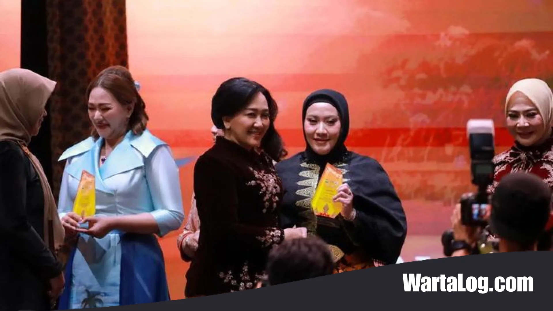 Sentuhan Estetika Bumi Sriwijaya: Bhayangkari Polda Sumsel Sabet Juara Stand Terbersih di Bazar Nusantara 2026