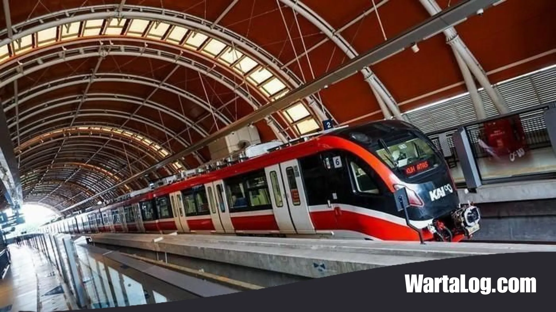 Sensasi Naik LRT Jabodebek Hanya Rp 8 di Hari Kemerdekaan ke-81 RI: Wujud Nyata Transformasi Transportasi Publik