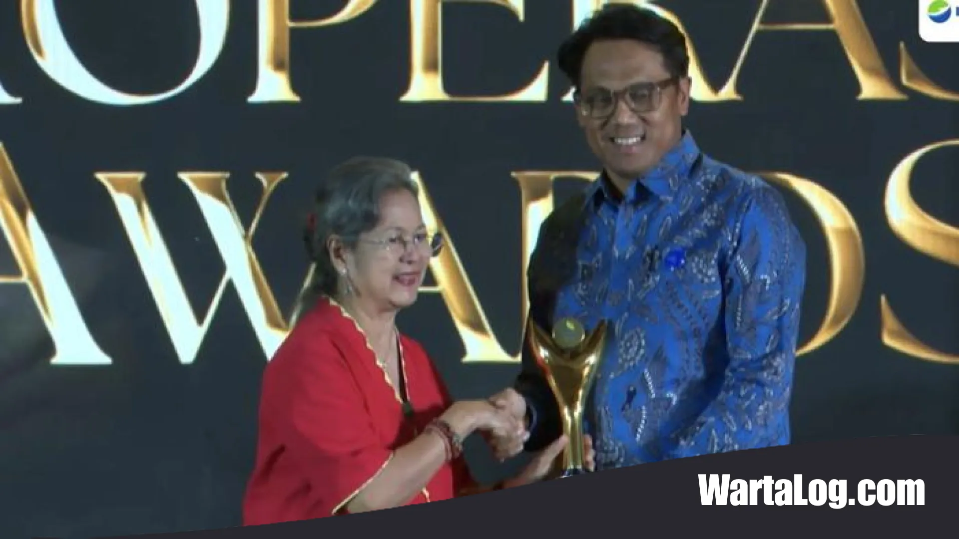 Bank Mandiri Raih Penghargaan Bakti Koperasi Pradana Nayaka: Bukti Komitmen Membangun Ekonomi Kerakyatan