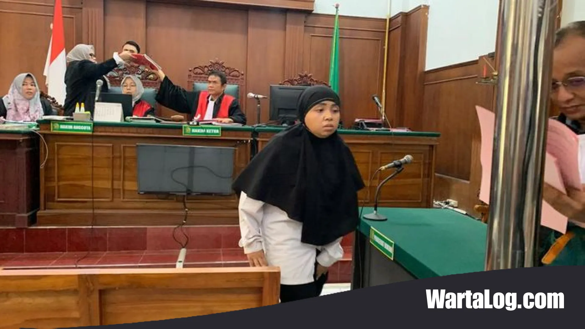 Aksi Nekat Ratakan Rumah Dinas Bea Cukai dengan Ekskavator, Murnita Triwidyaning Divonis 11 Bulan Penjara