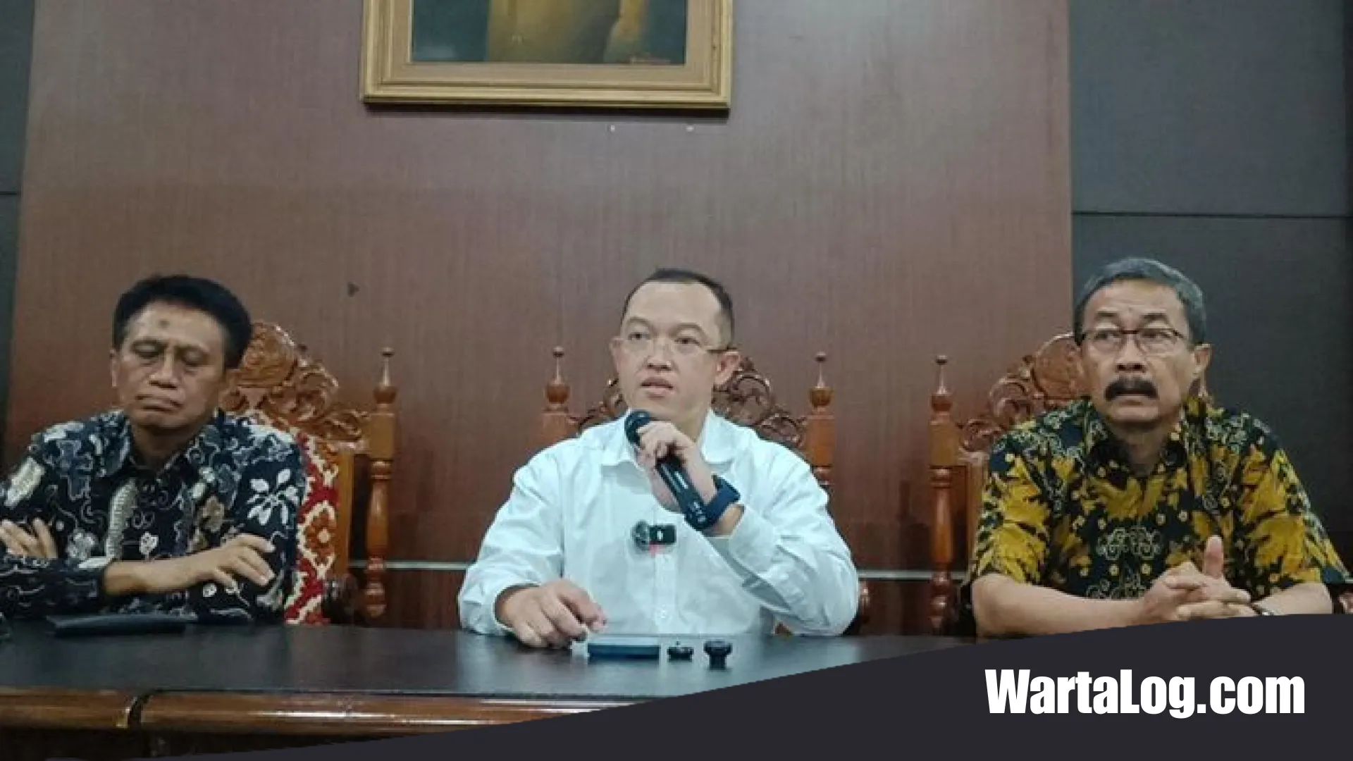 Guncangan di Kampus Kuning: Prof Ali Rokhman Resmi Nahkodai Unsoed Pasca Penetapan Tersangka Akhmad Sodiq