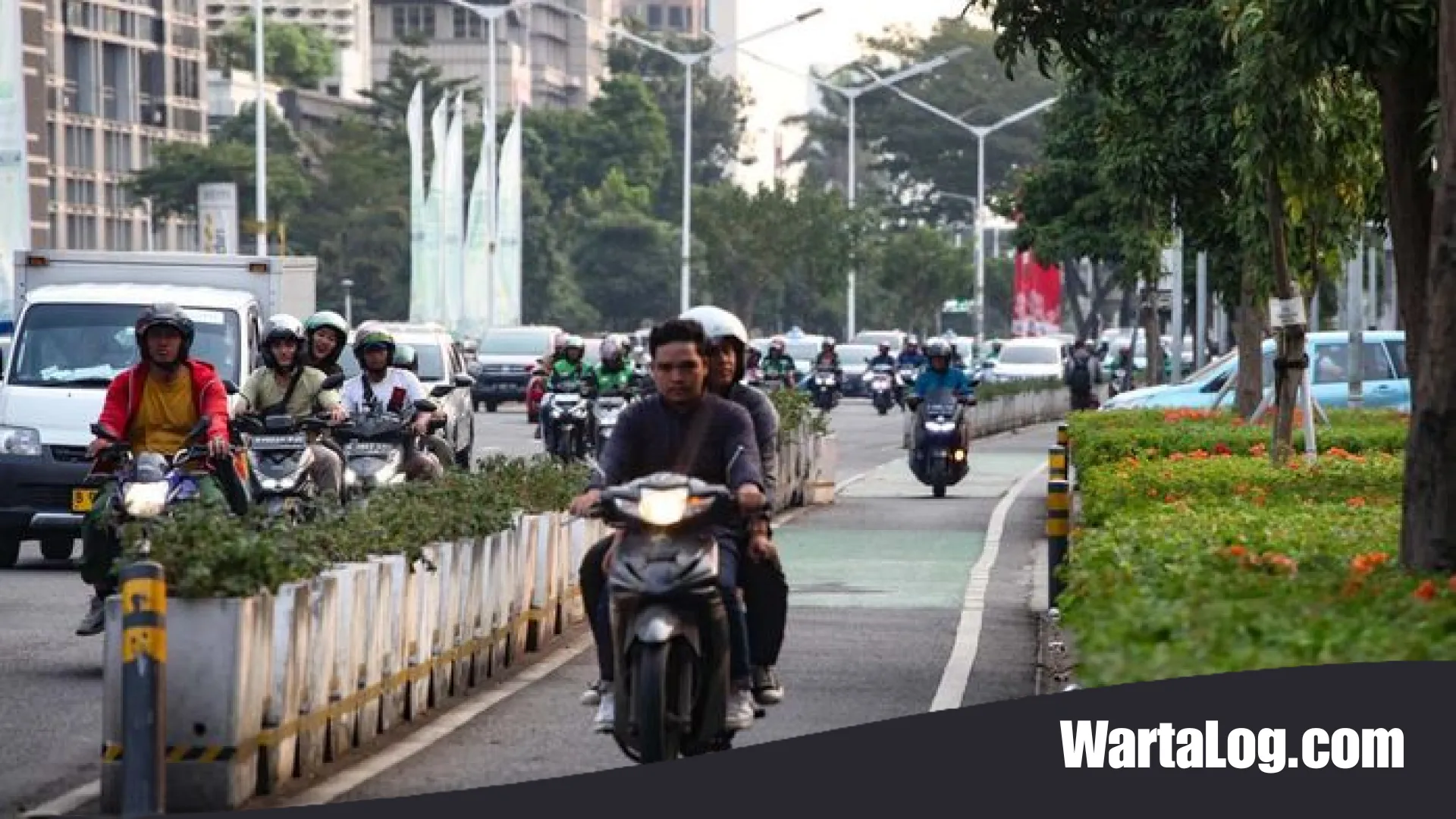 Polemik Jalur Sepeda Jakarta: Waka DPRD DKI Dorong Evaluasi Menyeluruh Demi Keselamatan dan Kelancaran Jalan