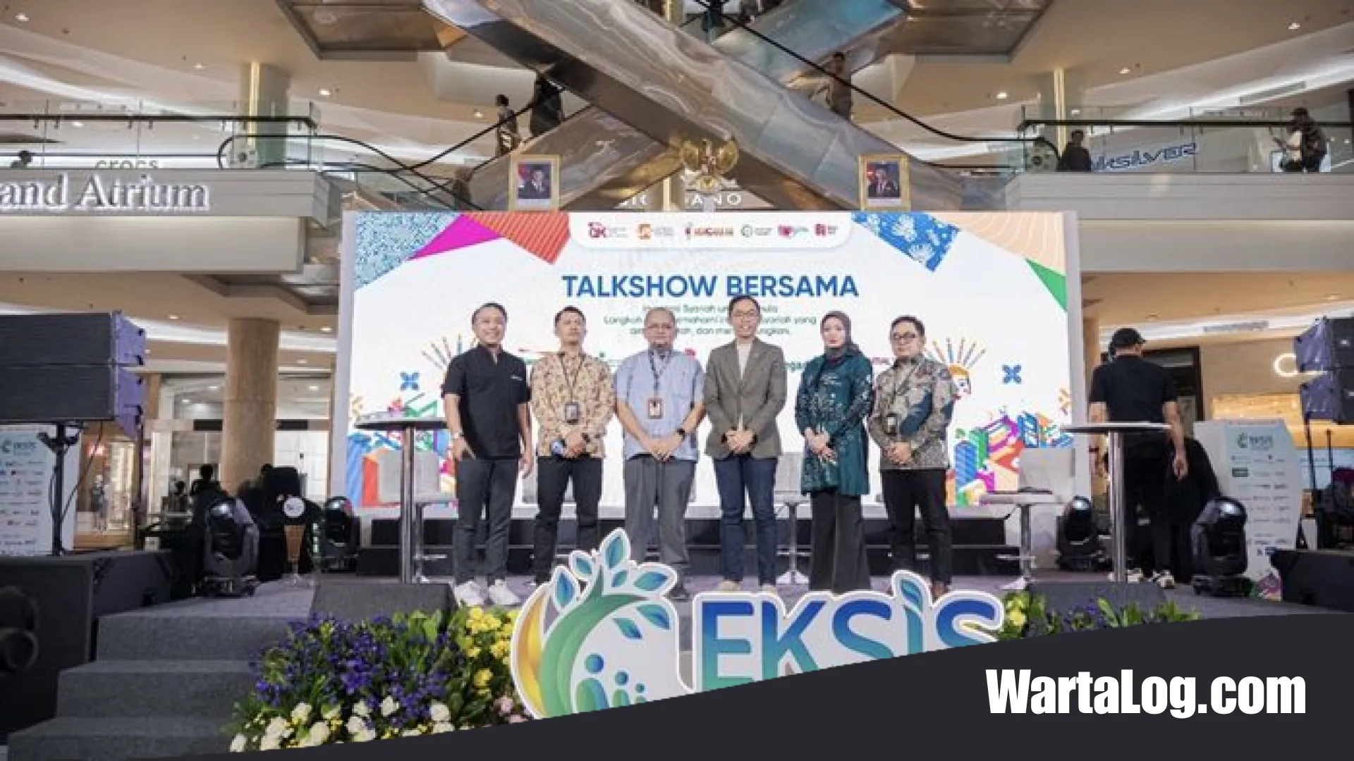 Membangun Jembatan Kepercayaan: Kolaborasi Strategis Prudential Syariah dan OJK dalam Memperkuat Fondasi Ekonomi Syariah Nasional
