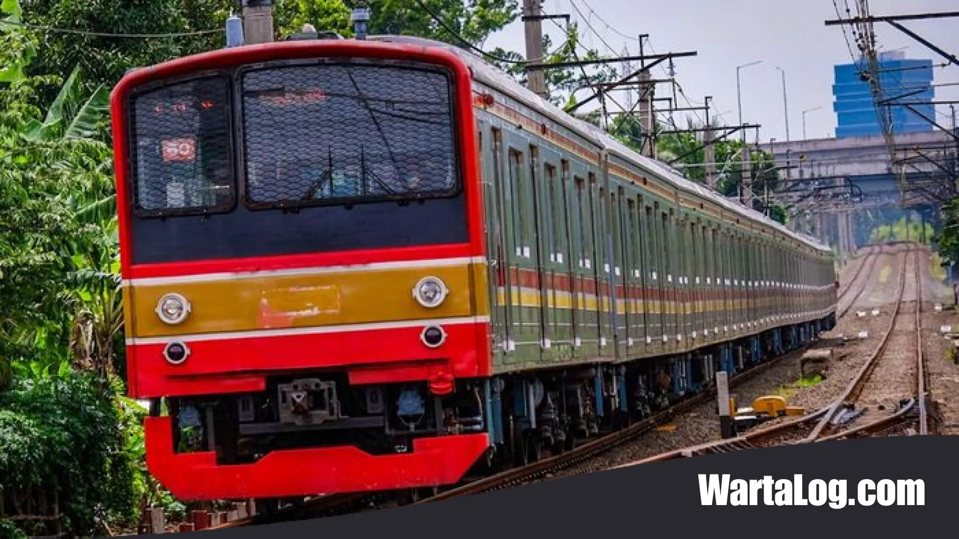 Ketegangan di Stasiun Angke: Saat Aturan Berbenturan dengan Ego di Jalur KRL Commuter Line