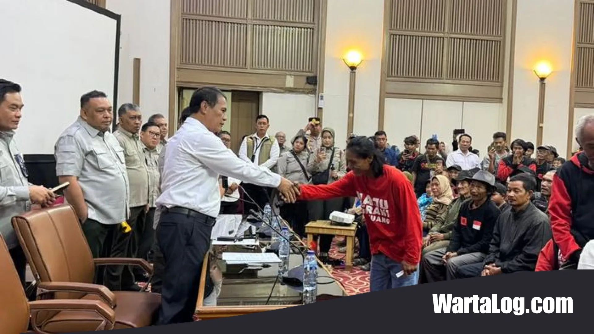 Komitmen Mentan Amran Sulaiman: Membedah Solusi Krisis Irigasi dan Pupuk bagi Seribu Petani Indramayu