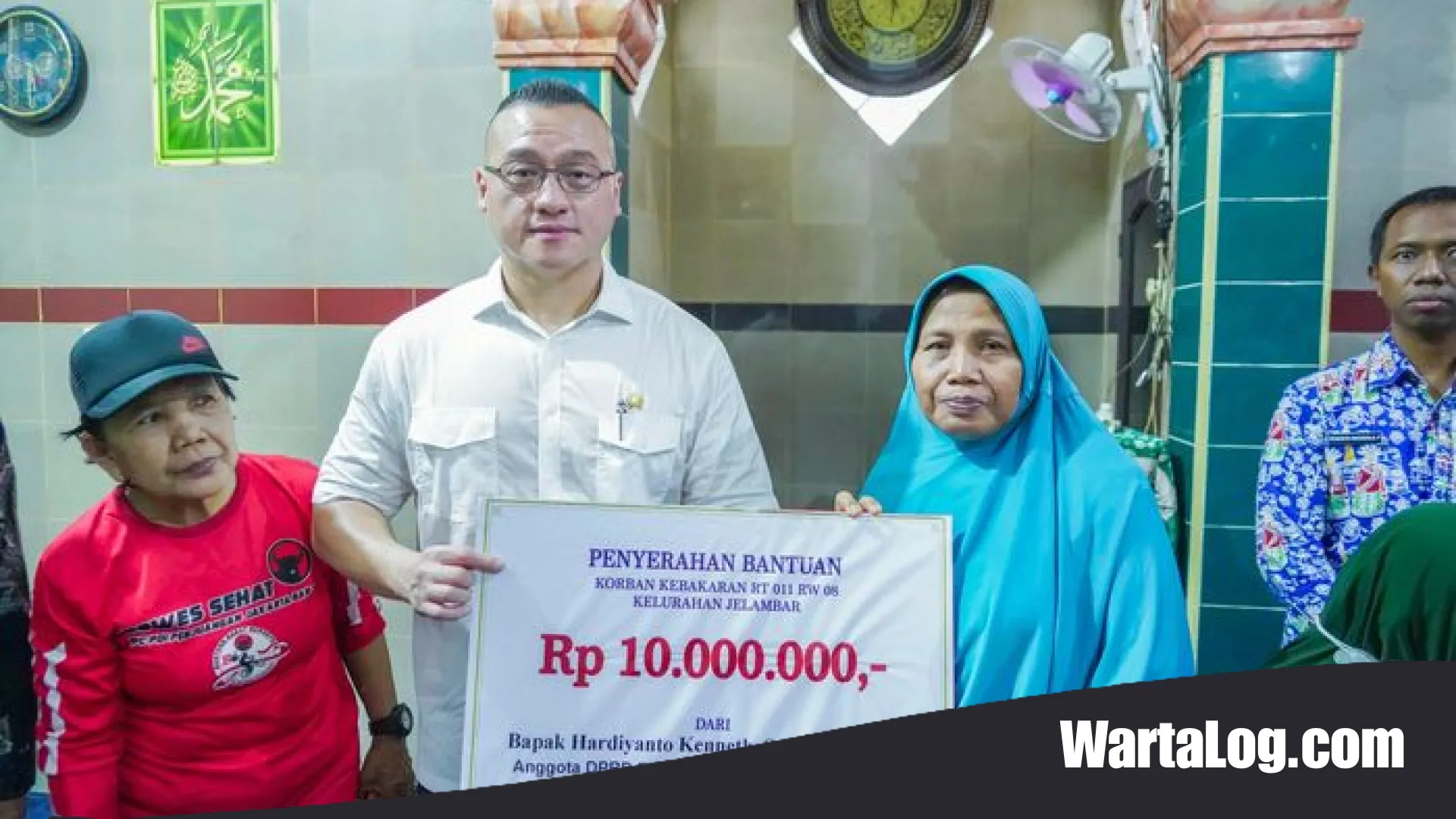 Aksi Nyata Bang Kent: Serahkan Gaji dan Tunjangan Sebulan demi Pulihkan Senyum Korban Kebakaran Jelambar
