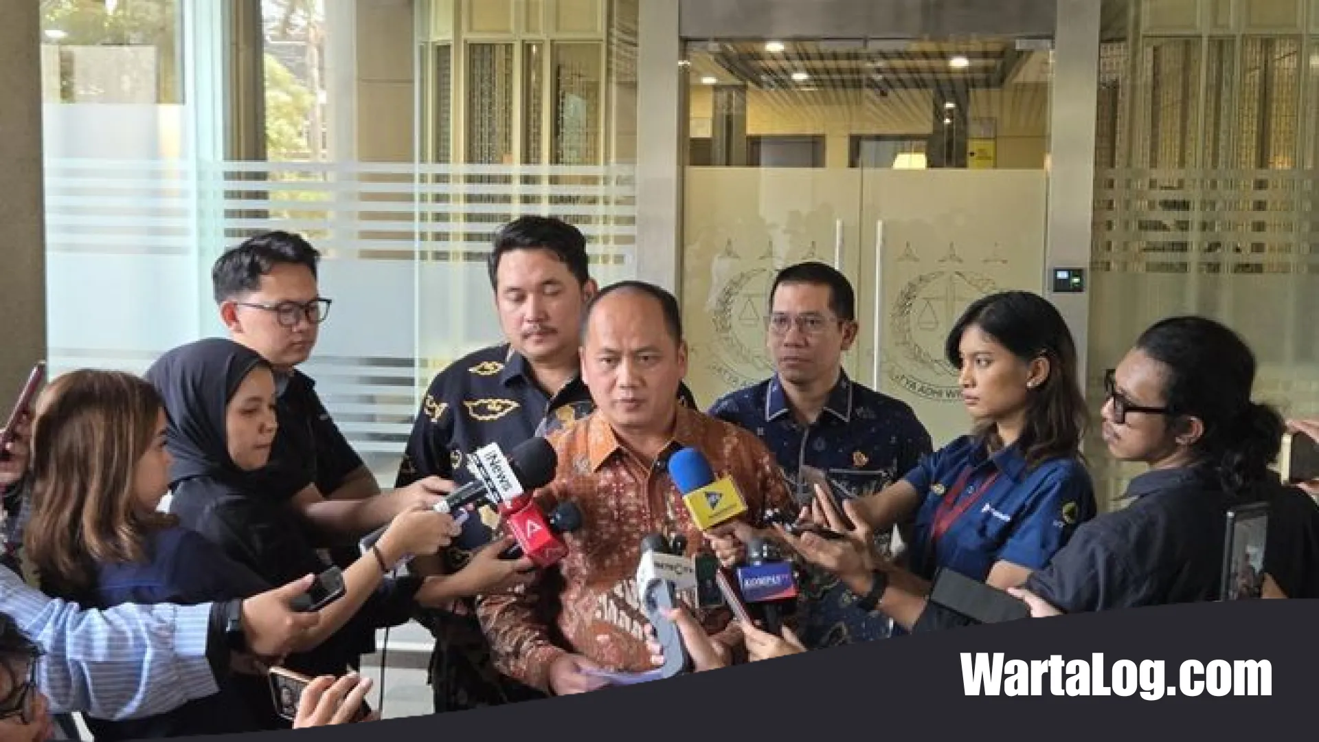 Skandal Korupsi Program Makan Bergizi Gratis: Kejagung Seret Tiga Bos Swasta Baru ke Balik Jeruji