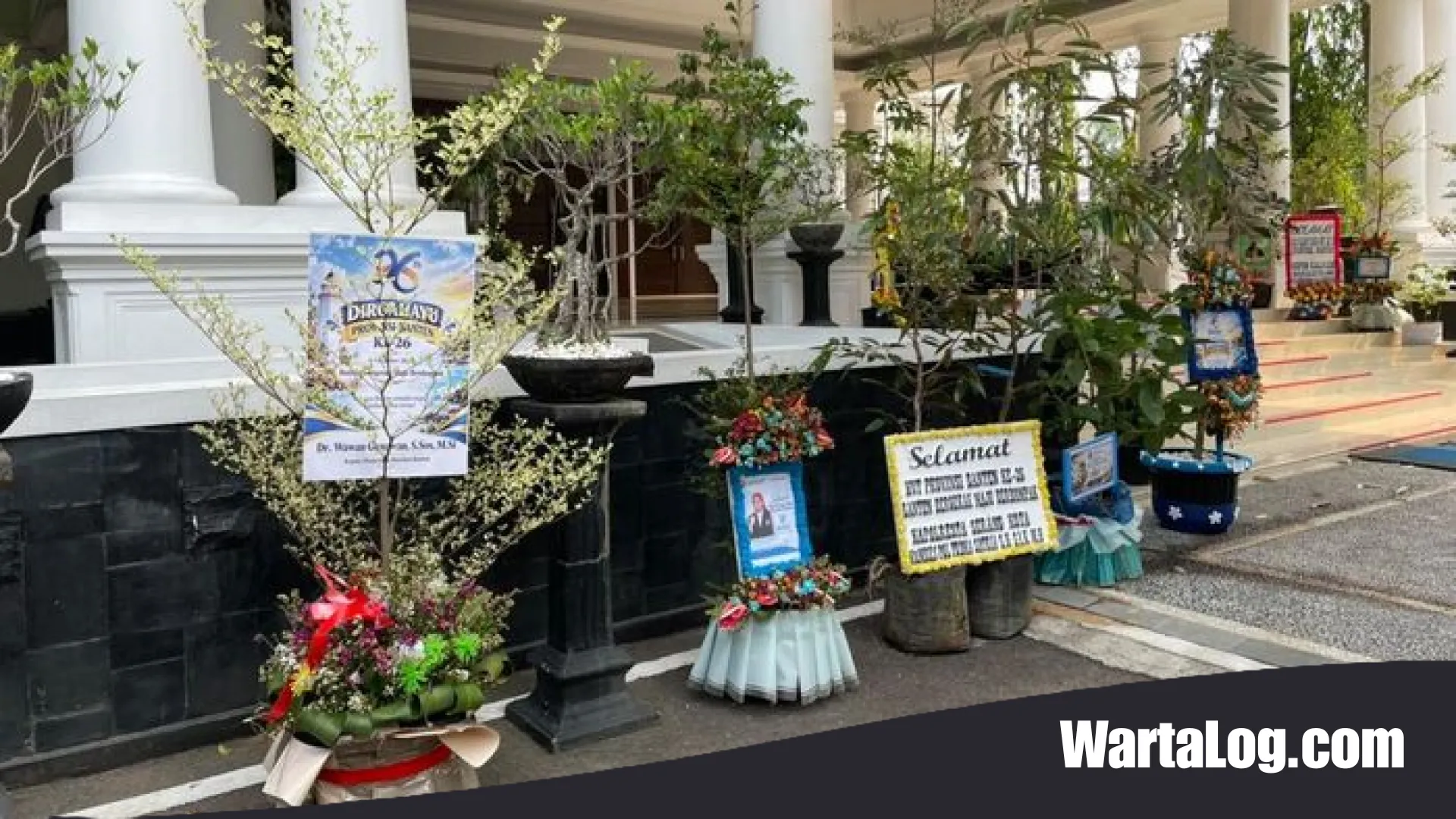 Ubah Tradisi, HUT ke-26 Banten Banjir Kiriman Pohon: Inisiatif Hijau Andra Soni yang Menginspirasi