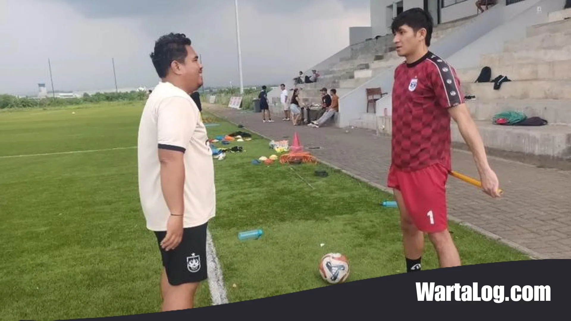 Badai Cedera Hantam PSIS Semarang: Mario Londok Absen dalam Lawatan Krusial ke Markas Persipura